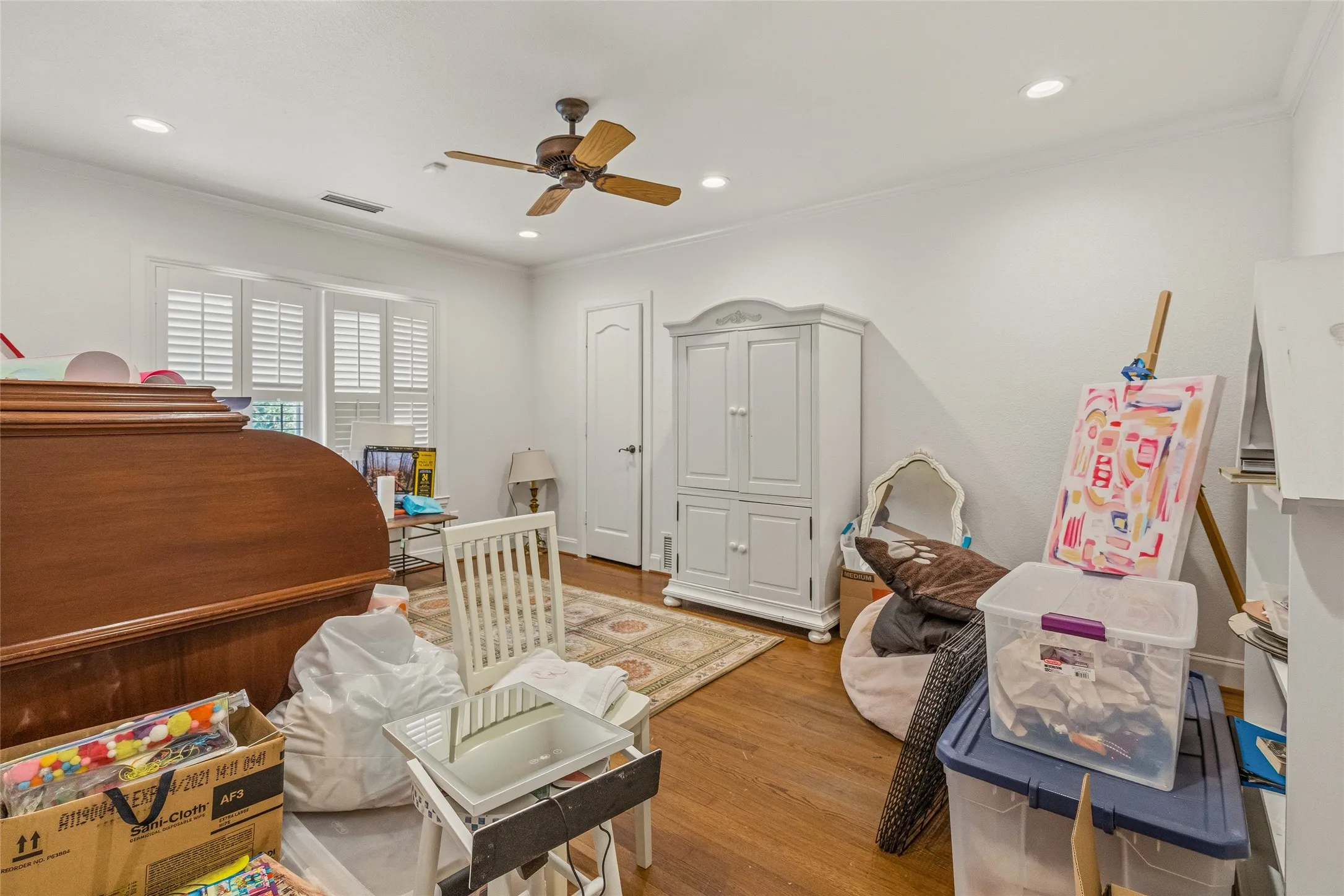 Single Family Residence For Sale in Tarrant County , 4812 Williams Road, Benbrook, Texas 76116, 5 Bedroom, 5 Bathroom, 4 Garage spaces, 6,233 Sqft, built in 1985, mls#21264457, Real Estate Agent in Benbrook, Homes For Sale in Tarrant county, Homes For Sale in Benbrook, Realtor in Benbrook Texas, Real Estate Brokerage Independent Realty Texas, Luminita Cordes Realtor