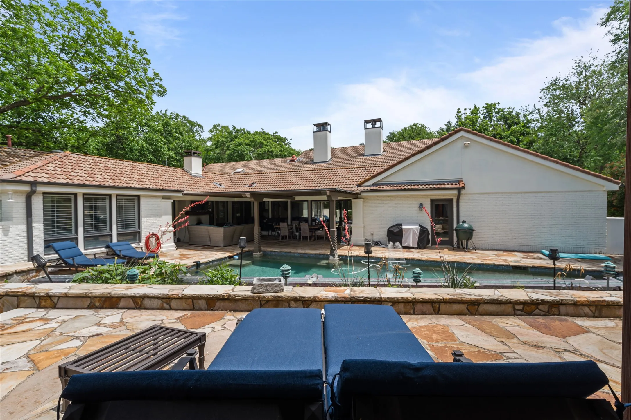 Single Family Residence For Sale in Tarrant County , 4812 Williams Road, Benbrook, Texas 76116, 5 Bedroom, 5 Bathroom, 4 Garage spaces, 6,233 Sqft, built in 1985, mls#21264457, Real Estate Agent in Benbrook, Homes For Sale in Tarrant county, Homes For Sale in Benbrook, Realtor in Benbrook Texas, Real Estate Brokerage Independent Realty Texas, Luminita Cordes Realtor