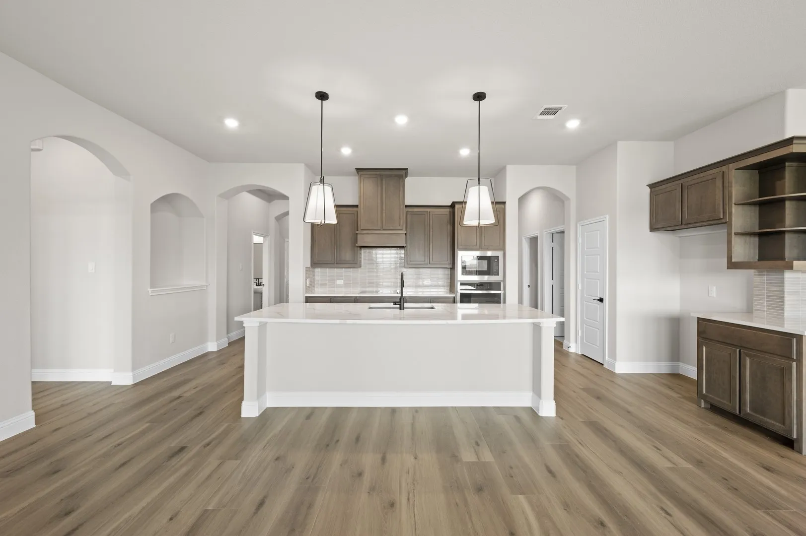 DFW-Waterford Park-Concept 2622-520 Vista Ridge Drive-Kitchen-Risewell Homes-2