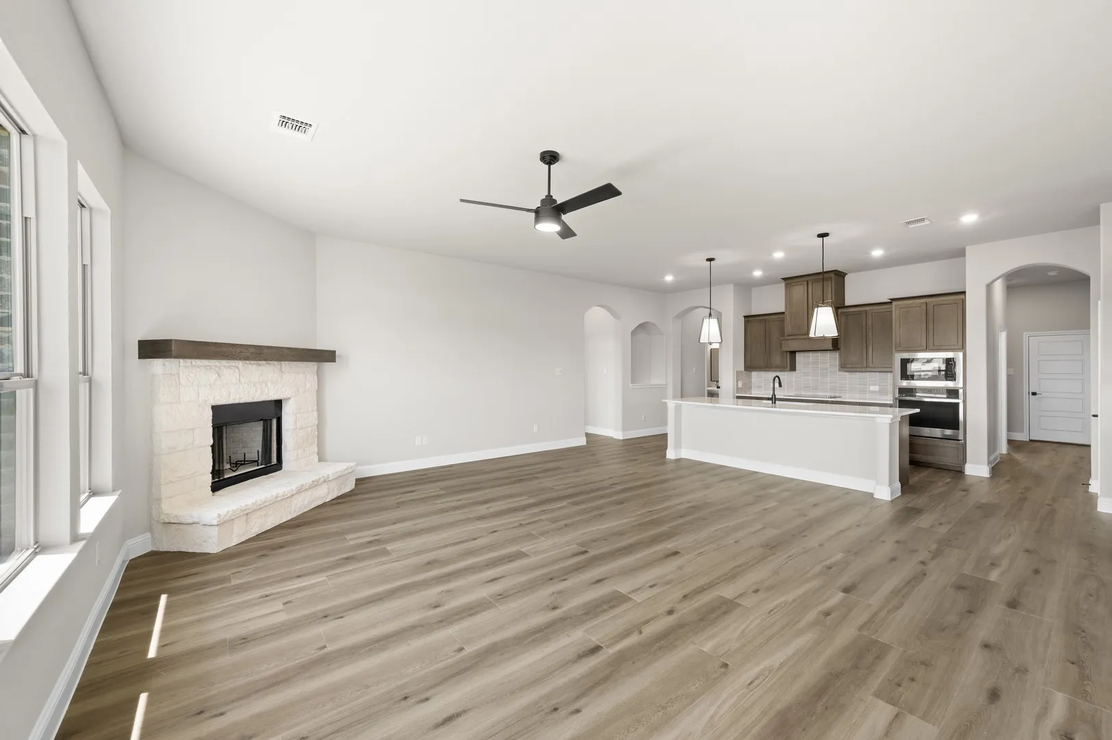 DFW-Waterford Park-Concept 2622-520 Vista Ridge Drive-Living Room-Risewell Homes-2