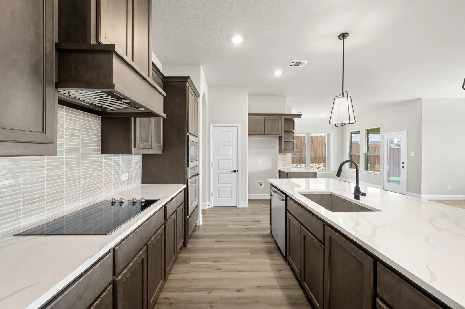 DFW-Waterford Park-Concept 2622-520 Vista Ridge Drive-Kitchen-Risewell Homes-6