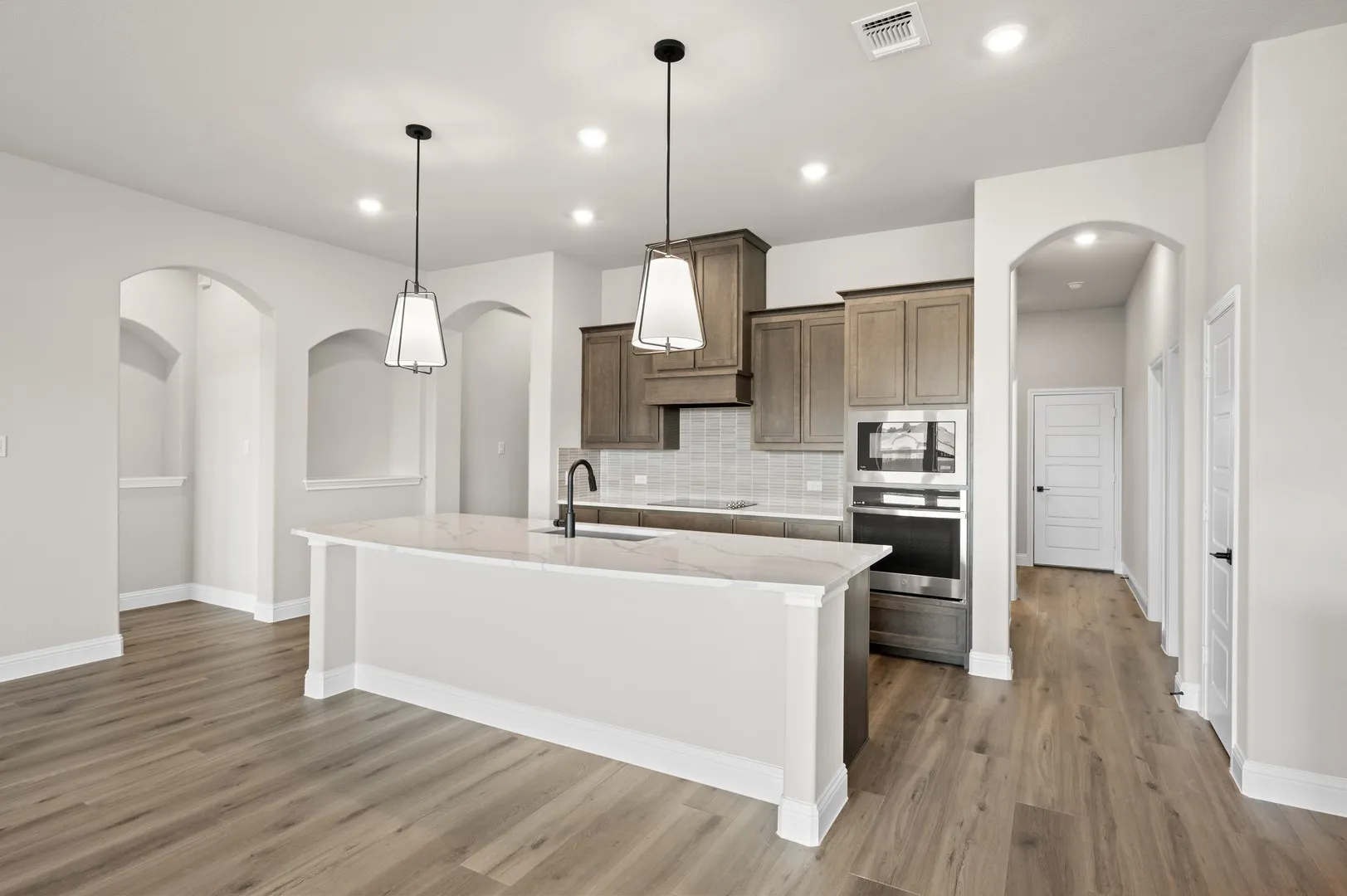 DFW-Waterford Park-Concept 2622-520 Vista Ridge Drive-Kitchen-Risewell Homes-3