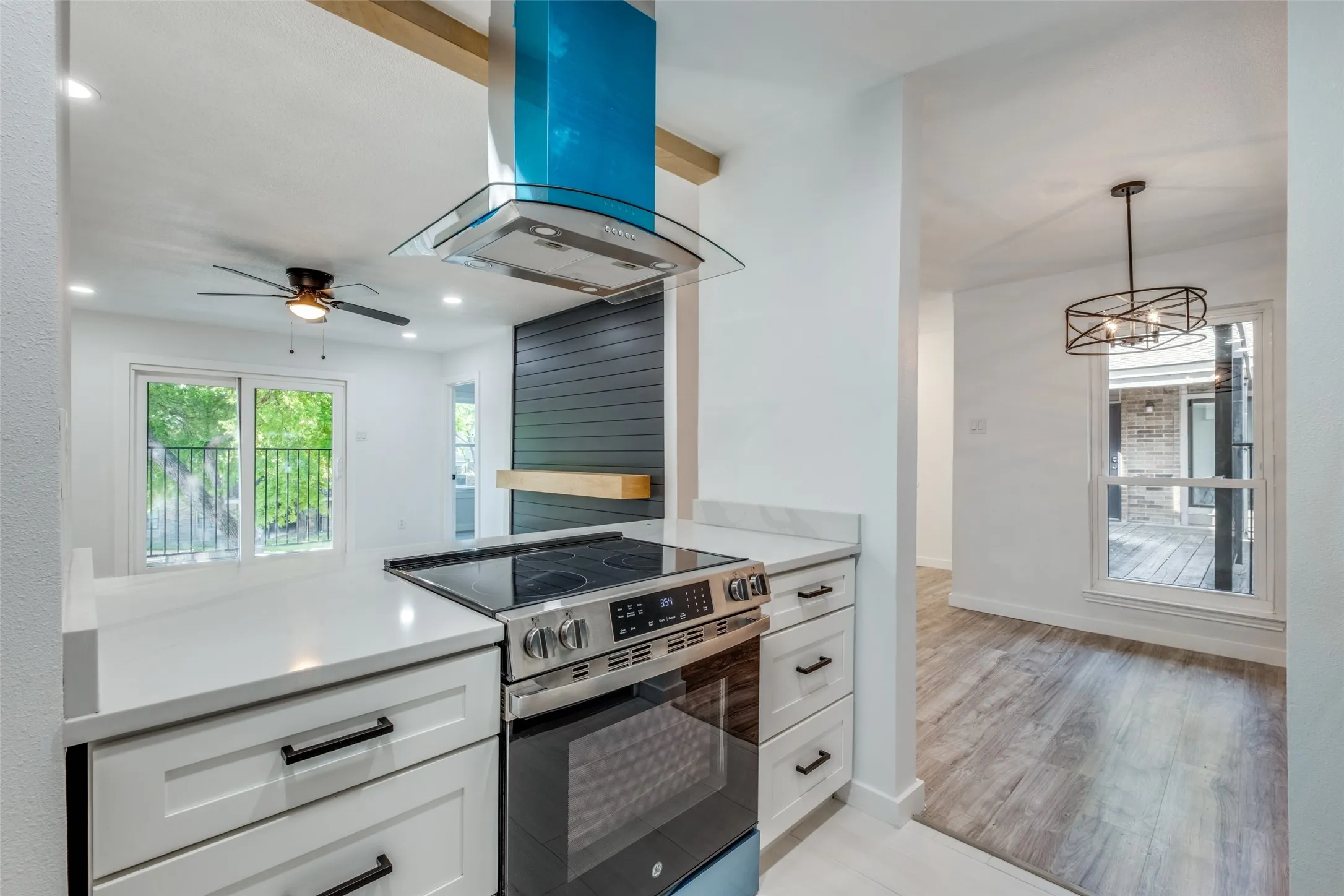 Condominium For Rent in Dallas County , 8109 Skillman Street 3026, Dallas, Texas 75231, 3 Bedroom, 2 Bathroom, Garage spaces, 1,205 Sqft, built in 1981, Price $2,150, mls#21266657, Real Estate Agent in Dallas, Homes For Rent in Dallas county, Homes For Rent in Dallas, Realtor in Dallas Texas, Real Estate Brokerage Independent Realty Texas, Luminita Cordes Realtor