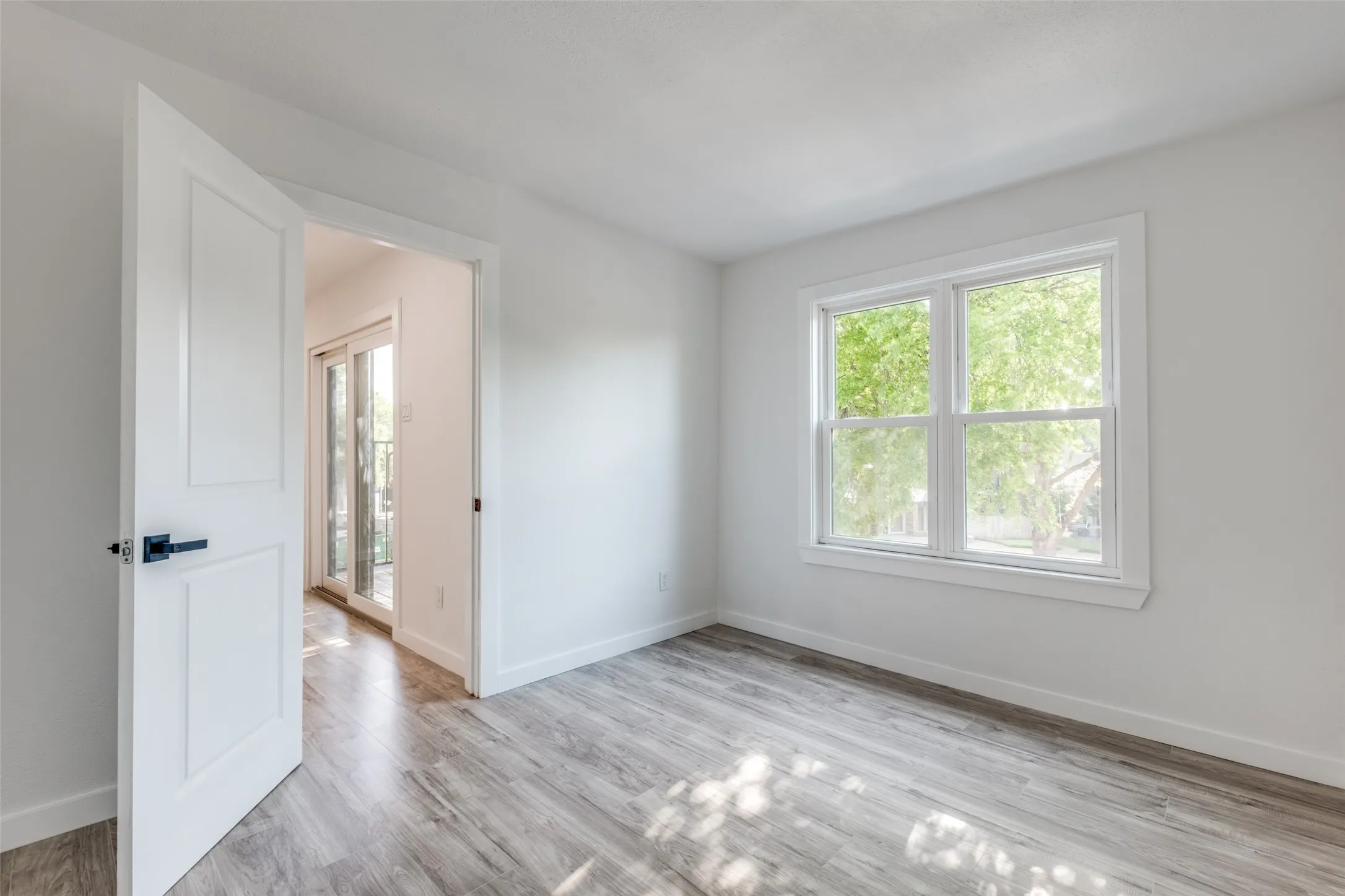 Condominium For Rent in Dallas County , 8109 Skillman Street 3026, Dallas, Texas 75231, 3 Bedroom, 2 Bathroom, Garage spaces, 1,205 Sqft, built in 1981, Price $2,150, mls#21266657, Real Estate Agent in Dallas, Homes For Rent in Dallas county, Homes For Rent in Dallas, Realtor in Dallas Texas, Real Estate Brokerage Independent Realty Texas, Luminita Cordes Realtor