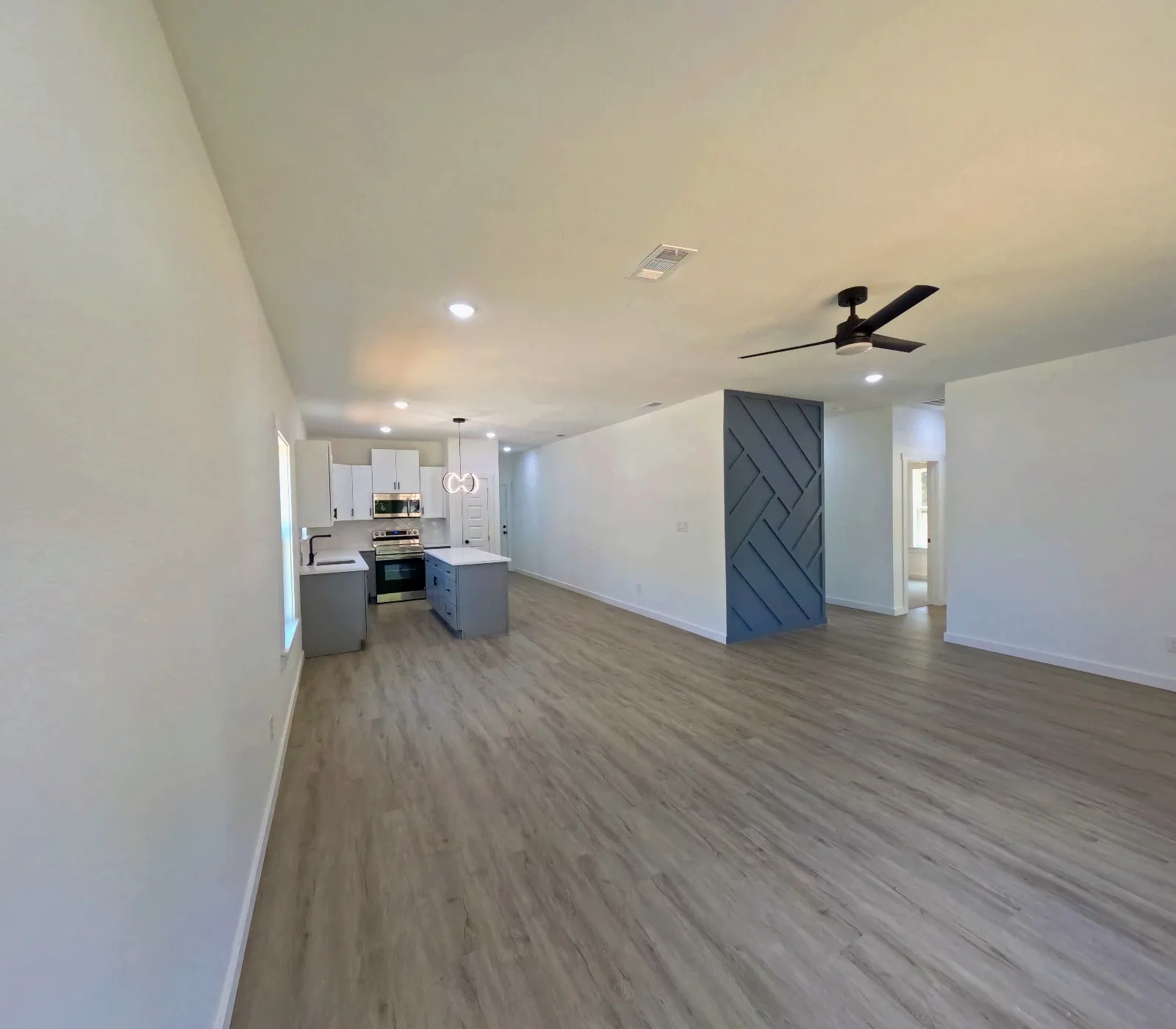 Single Family Residence For Sale in Lamar County , 264 10th Street NE, Paris, Texas 75460, 3 Bedrooms, 2 Bathrooms, Garage spaces, 1,360 Sqft, built in 2025, Price $190,000, mls#21266706, Real Estate Agent in Paris, Homes For Sale in Lamar county, Homes For Sale in Paris, Realtor in Paris Texas, Real Estate Brokerage Independent Realty Texas, Luminita Cordes Realtor