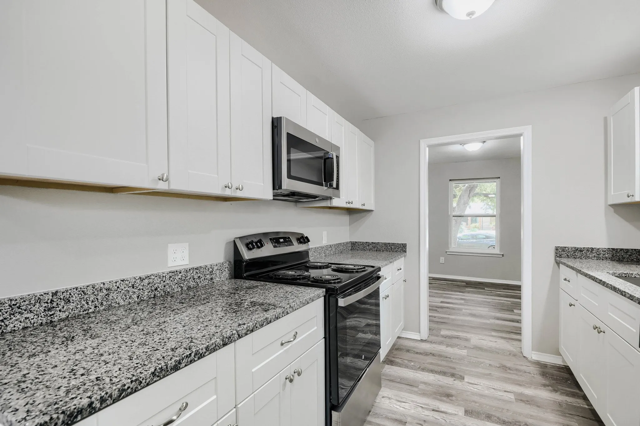 Single Family Residence For Sale in Dallas County , 1414 Dumont Drive, Richardson, Texas 75080, 4 Bedroom, 3 Bathroom, 1 Garage spaces, 2,600 Sqft, built in 1967, mls#21147711, Real Estate Agent in Richardson, Homes For Sale in Dallas county, Homes For Sale in Richardson, Realtor in Richardson Texas, Real Estate Brokerage Independent Realty Texas, Luminita Cordes Realtor