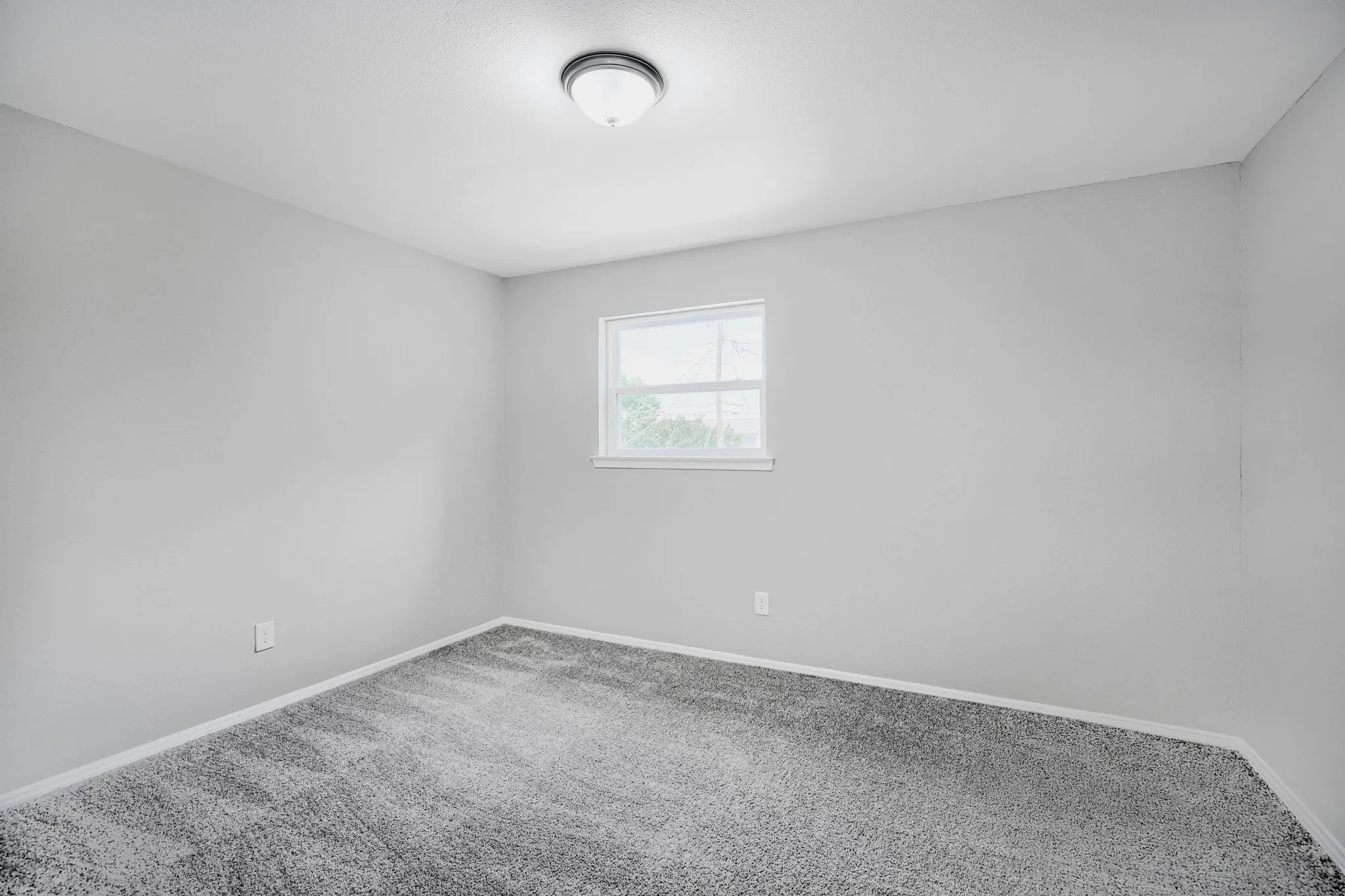 Single Family Residence For Sale in Dallas County , 1414 Dumont Drive, Richardson, Texas 75080, 4 Bedroom, 3 Bathroom, 1 Garage spaces, 2,600 Sqft, built in 1967, mls#21147711, Real Estate Agent in Richardson, Homes For Sale in Dallas county, Homes For Sale in Richardson, Realtor in Richardson Texas, Real Estate Brokerage Independent Realty Texas, Luminita Cordes Realtor