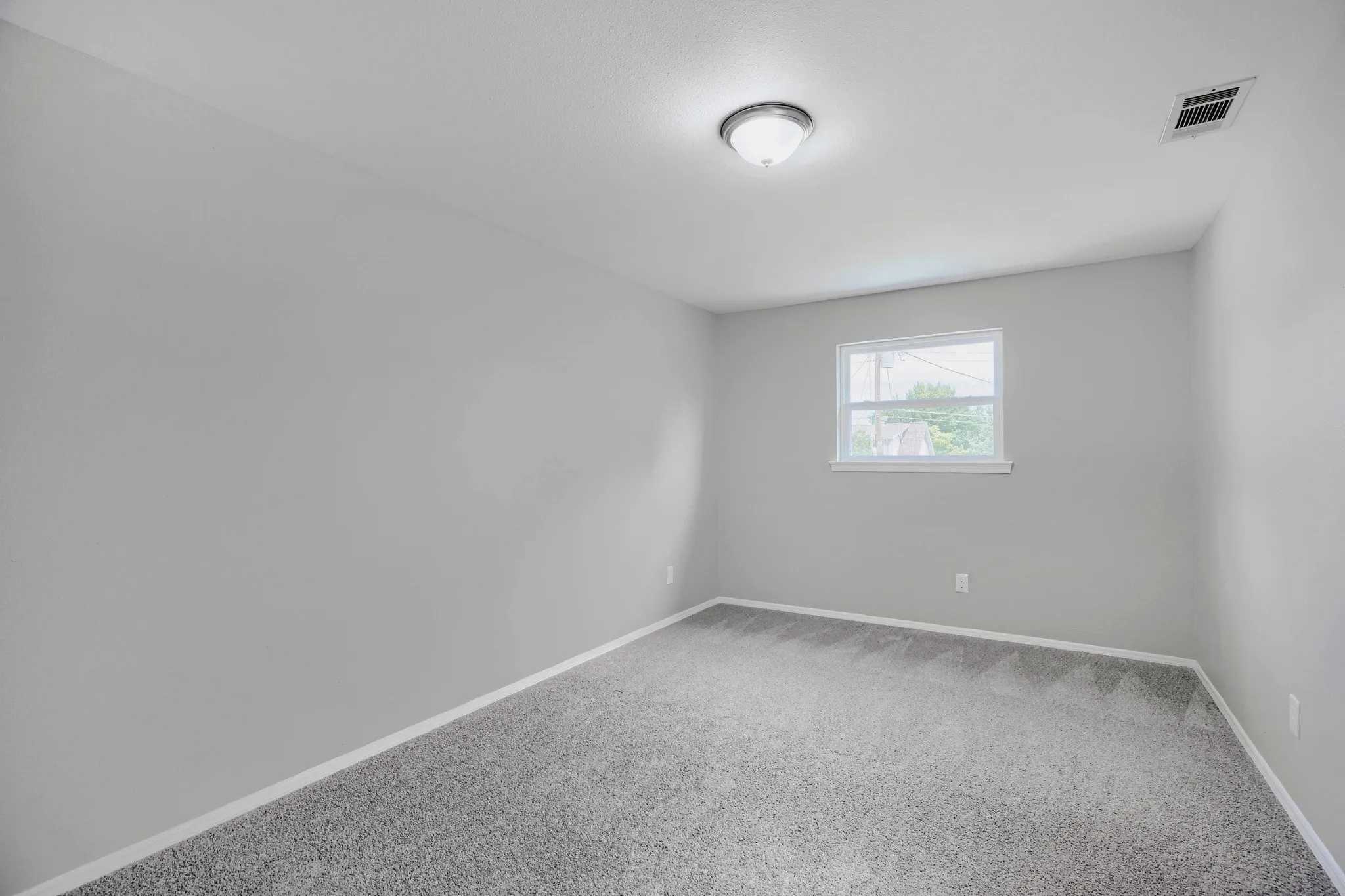 Single Family Residence For Sale in Dallas County , 1414 Dumont Drive, Richardson, Texas 75080, 4 Bedroom, 3 Bathroom, 1 Garage spaces, 2,600 Sqft, built in 1967, mls#21147711, Real Estate Agent in Richardson, Homes For Sale in Dallas county, Homes For Sale in Richardson, Realtor in Richardson Texas, Real Estate Brokerage Independent Realty Texas, Luminita Cordes Realtor