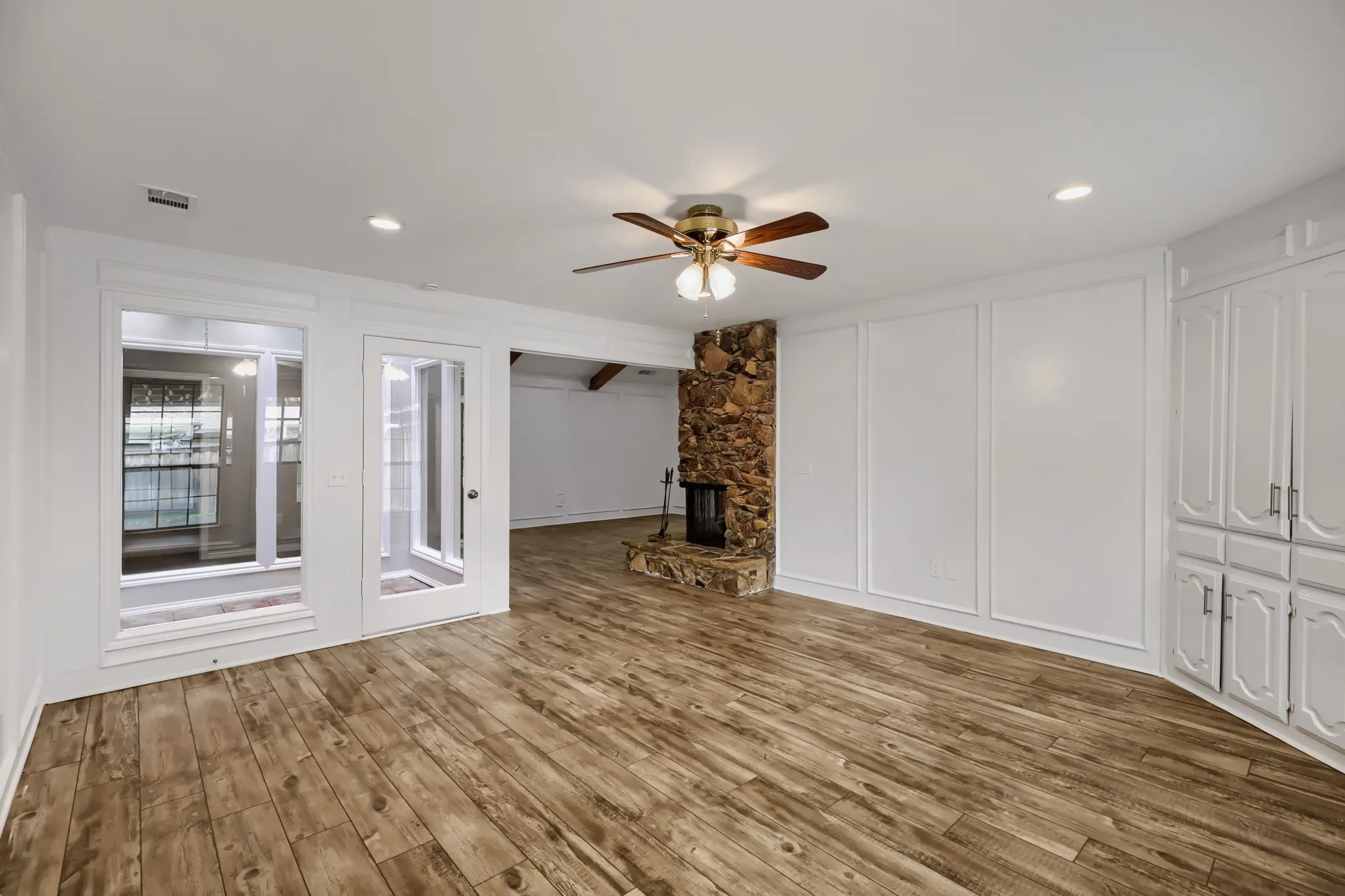 Single Family Residence For Sale in Collin County , 1701 Baffin Bay Drive, Plano, Texas 75075, 3 Bedroom, 2 Bathroom, 2 Garage spaces, 1,839 Sqft, built in 1979, mls#21184303, Real Estate Agent in Plano, Homes For Sale in Collin county, Homes For Sale in Plano, Realtor in Plano Texas, Real Estate Brokerage Independent Realty Texas, Luminita Cordes Realtor