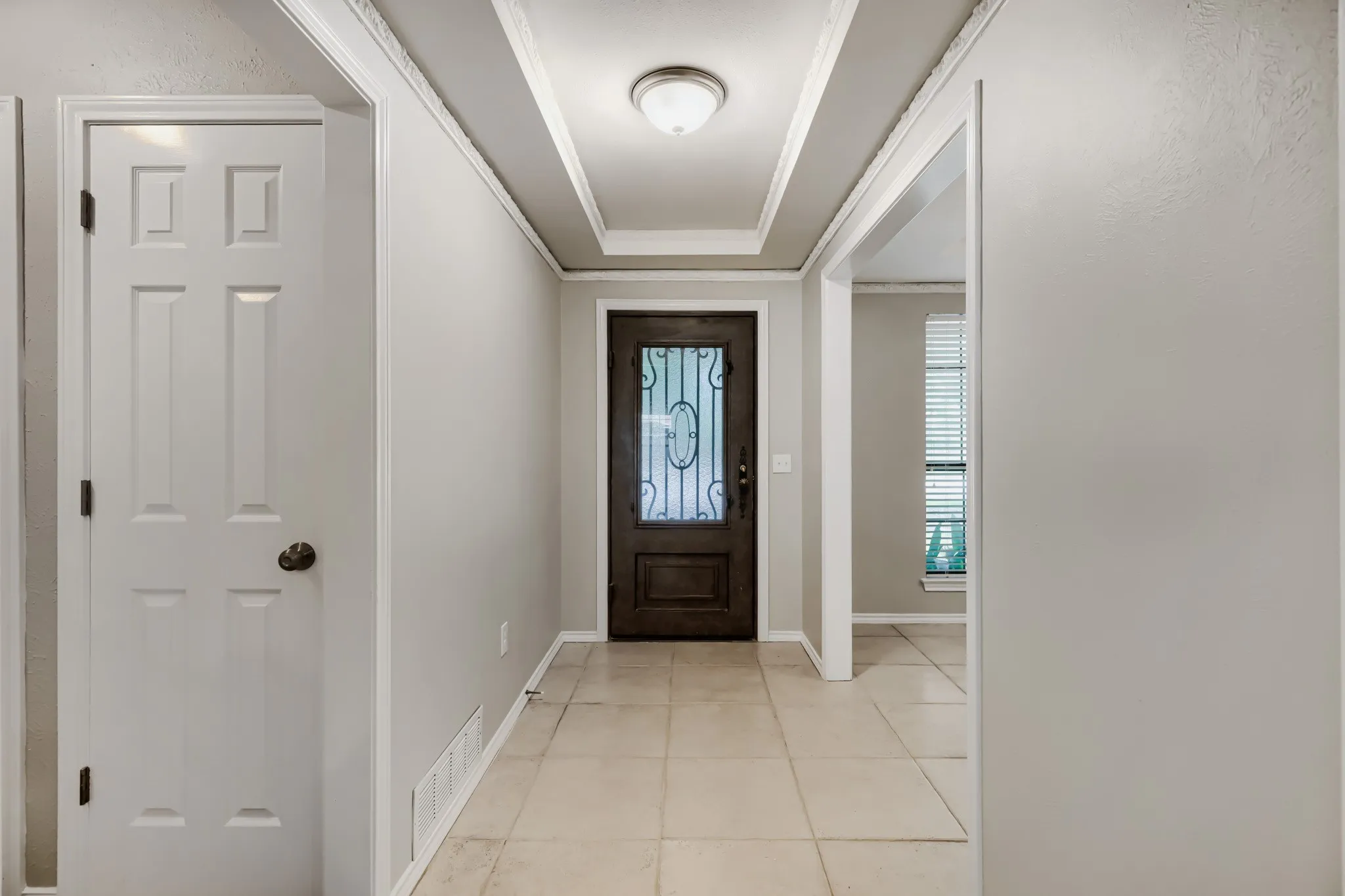 Single Family Residence For Sale in Collin County , 1701 Baffin Bay Drive, Plano, Texas 75075, 3 Bedroom, 2 Bathroom, 2 Garage spaces, 1,839 Sqft, built in 1979, mls#21184303, Real Estate Agent in Plano, Homes For Sale in Collin county, Homes For Sale in Plano, Realtor in Plano Texas, Real Estate Brokerage Independent Realty Texas, Luminita Cordes Realtor
