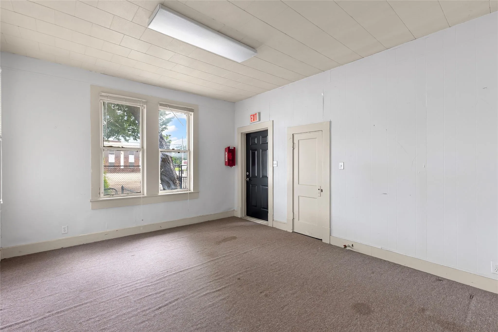 Office For Sale in Hunt County , 3503 Stonewall Street, Greenville, Texas 75401, 0, 0, Garage spaces, 0 Sqft, built in 1975, Price $280,250, mls#21266745, Real Estate Agent in Greenville, Homes For Sale in Hunt county, Homes For Sale in Greenville, Realtor in Greenville Texas, Real Estate Brokerage Independent Realty Texas, Luminita Cordes Realtor