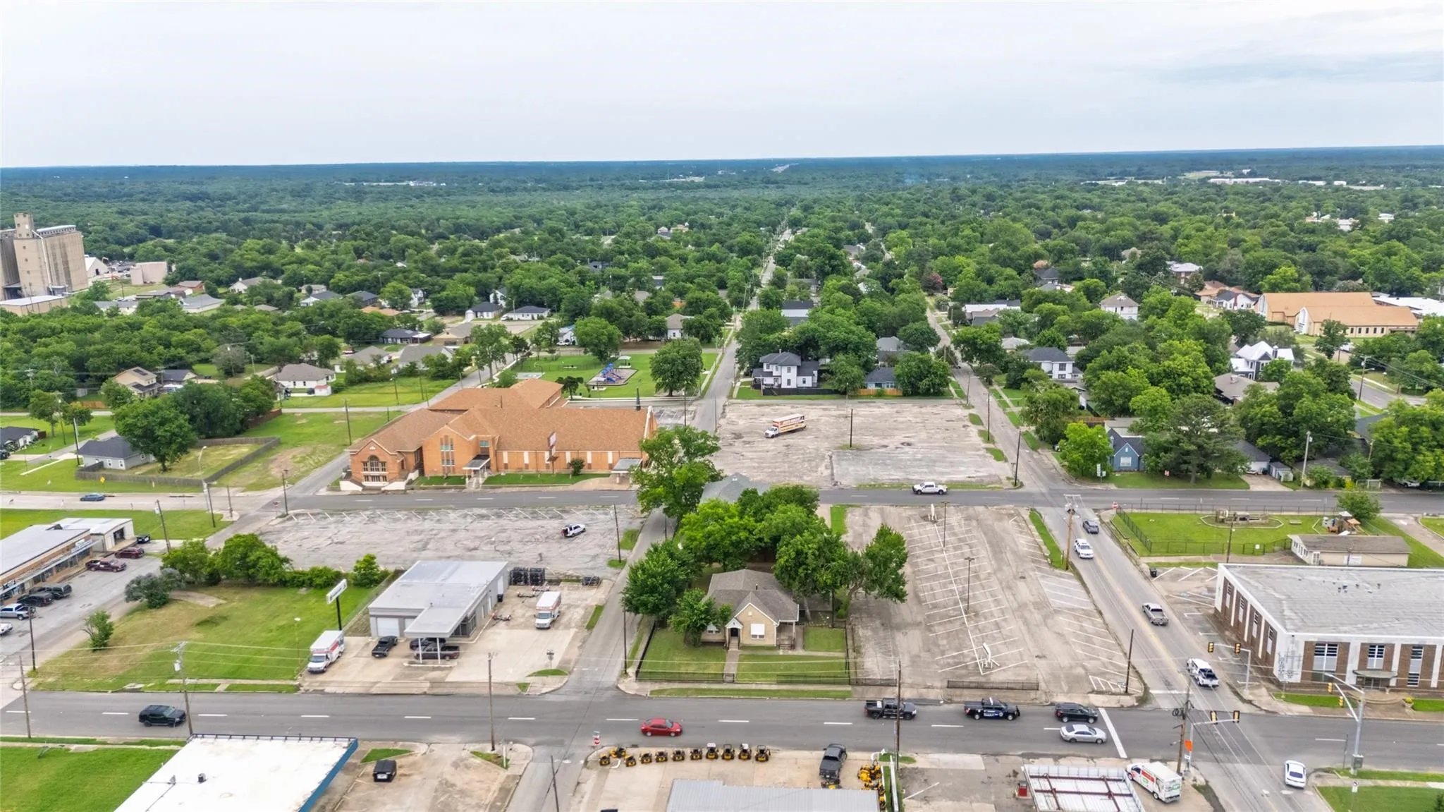 Office For Sale in Hunt County , 3503 Stonewall Street, Greenville, Texas 75401, 0, 0, Garage spaces, 0 Sqft, built in 1975, Price $280,250, mls#21266745, Real Estate Agent in Greenville, Homes For Sale in Hunt county, Homes For Sale in Greenville, Realtor in Greenville Texas, Real Estate Brokerage Independent Realty Texas, Luminita Cordes Realtor