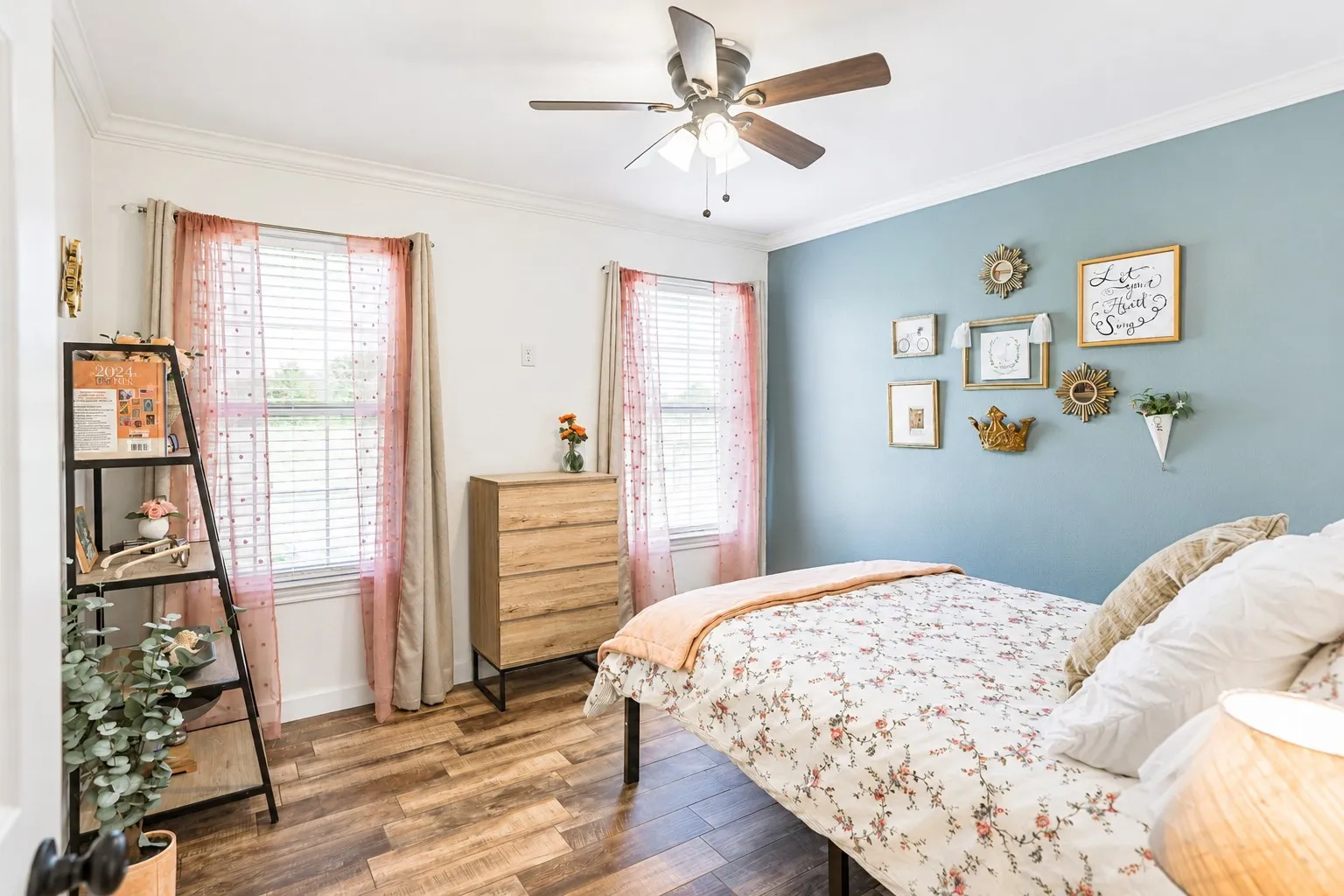 Farm For Sale in Grayson County , 426 Heironimus Lane, Denison, Texas 75020, 4 Bedroom, 2 Bathroom, 2 Garage spaces, 2,544 Sqft, built in 2001, mls#21242076, Real Estate Agent in Denison, Homes For Sale in Grayson county, Homes For Sale in Denison, Realtor in Denison Texas, Real Estate Brokerage Independent Realty Texas, Luminita Cordes Realtor