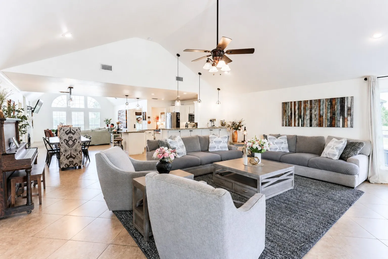 Farm For Sale in Grayson County , 426 Heironimus Lane, Denison, Texas 75020, 4 Bedroom, 2 Bathroom, 2 Garage spaces, 2,544 Sqft, built in 2001, mls#21242076, Real Estate Agent in Denison, Homes For Sale in Grayson county, Homes For Sale in Denison, Realtor in Denison Texas, Real Estate Brokerage Independent Realty Texas, Luminita Cordes Realtor