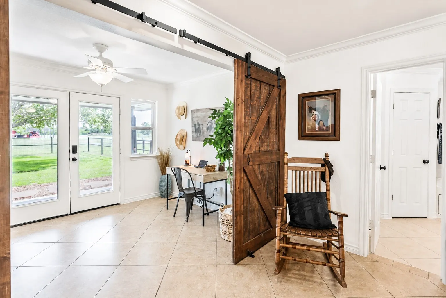 Farm For Sale in Grayson County , 426 Heironimus Lane, Denison, Texas 75020, 4 Bedroom, 2 Bathroom, 2 Garage spaces, 2,544 Sqft, built in 2001, mls#21242076, Real Estate Agent in Denison, Homes For Sale in Grayson county, Homes For Sale in Denison, Realtor in Denison Texas, Real Estate Brokerage Independent Realty Texas, Luminita Cordes Realtor