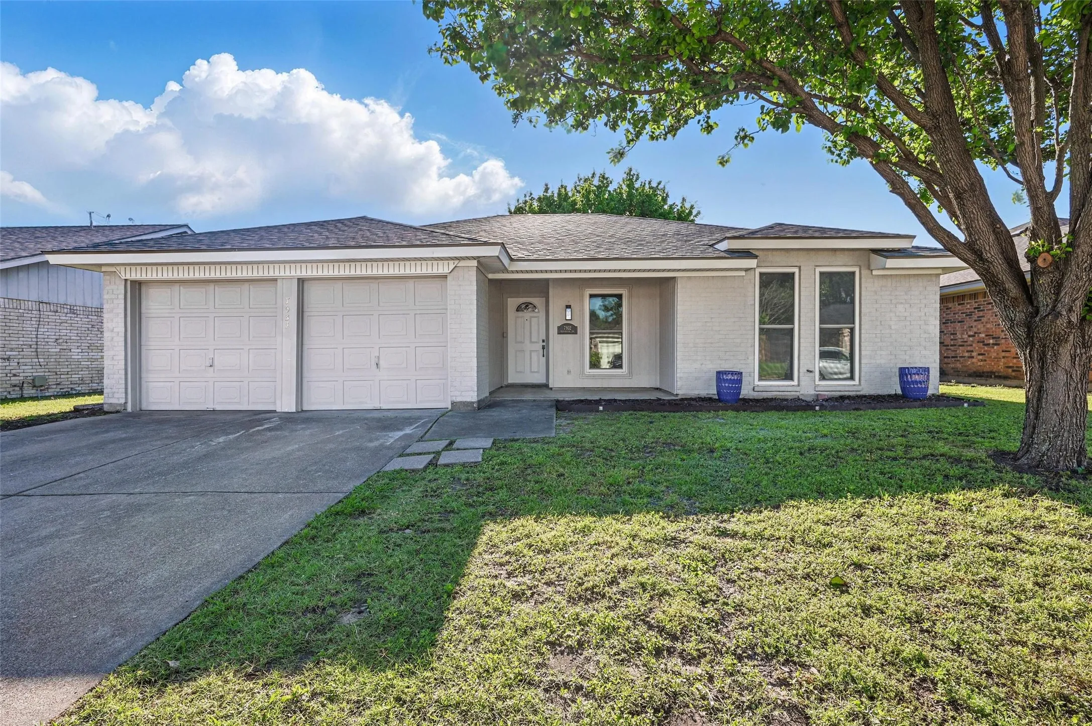 Single Family Residence For Sale in Tarrant County , 7932 Berrybrook Drive, Watauga, Texas 76148, 3 Bedroom, 2 Bathroom, 2 Garage spaces, 1,304 Sqft, built in 1984, mls#21266725, Real Estate Agent in Watauga, Homes For Sale in Tarrant county, Homes For Sale in Watauga, Realtor in Watauga Texas, Real Estate Brokerage Independent Realty Texas, Luminita Cordes Realtor