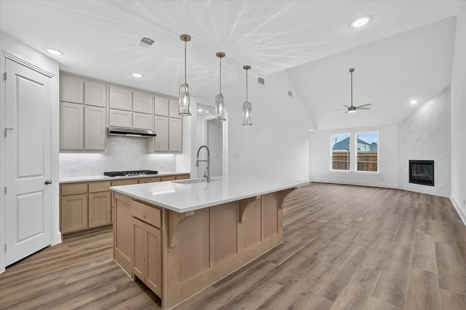 Single Family Residence For Sale in Collin County , 832 Stone Grove Road, Lavon, Texas 75166, 4 Bedroom, 3 Bathroom, 2 Garage spaces, 2,262 Sqft, built in 2026, mls#21265735, Real Estate Agent in Lavon, Homes For Sale in Collin county, Homes For Sale in Lavon, Realtor in Lavon Texas, Real Estate Brokerage Independent Realty Texas, Luminita Cordes Realtor