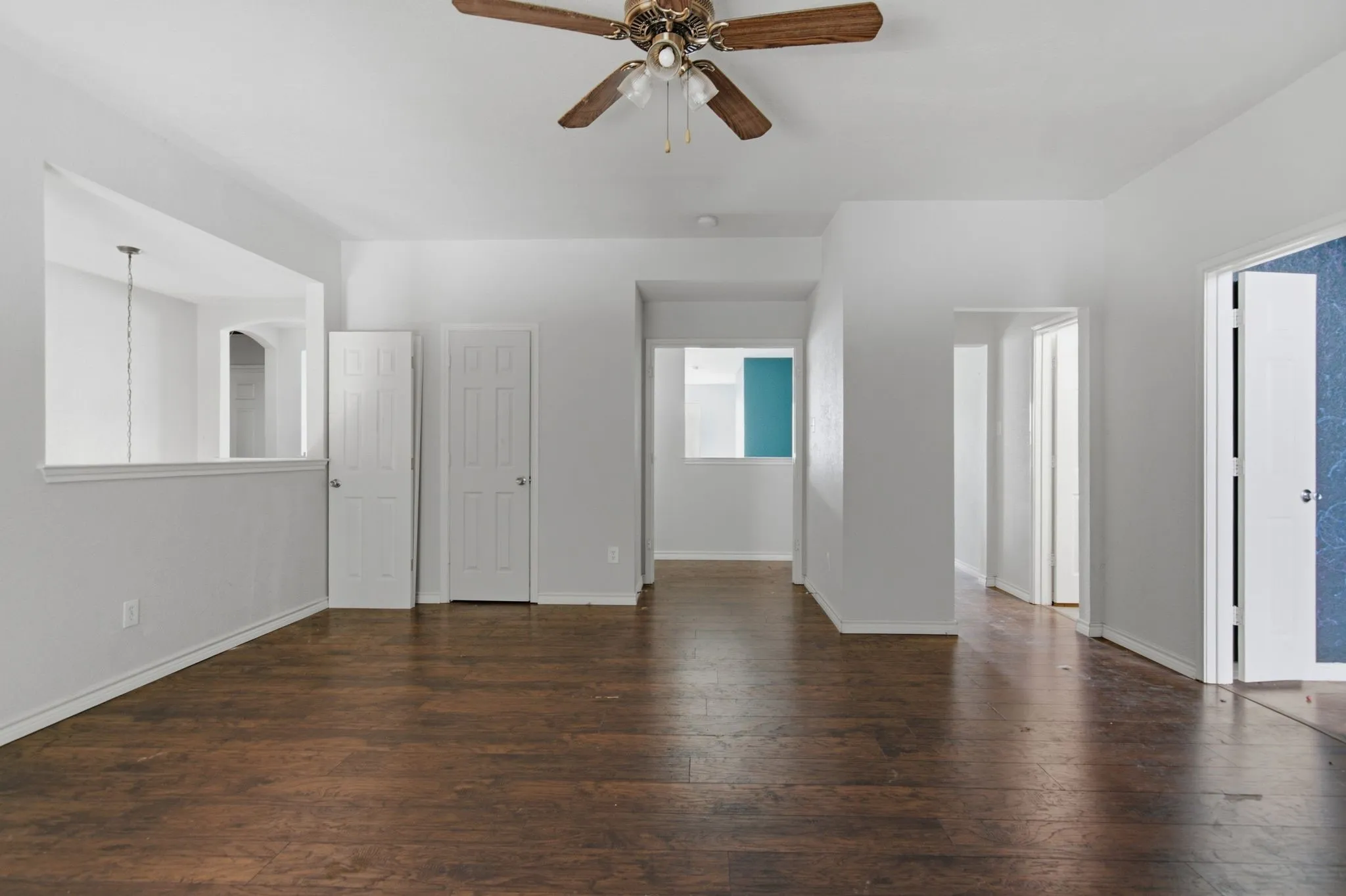 Single Family Residence For Sale in Tarrant County , 1429 Pepperidge Lane, Fort Worth, Texas 76131, 5 Bedroom, 4 Bathroom, 2 Garage spaces, 3,733 Sqft, built in 2005, mls#21266825, Real Estate Agent in Fort Worth, Homes For Sale in Tarrant county, Homes For Sale in Fort Worth, Realtor in Fort Worth Texas, Real Estate Brokerage Independent Realty Texas, Luminita Cordes Realtor