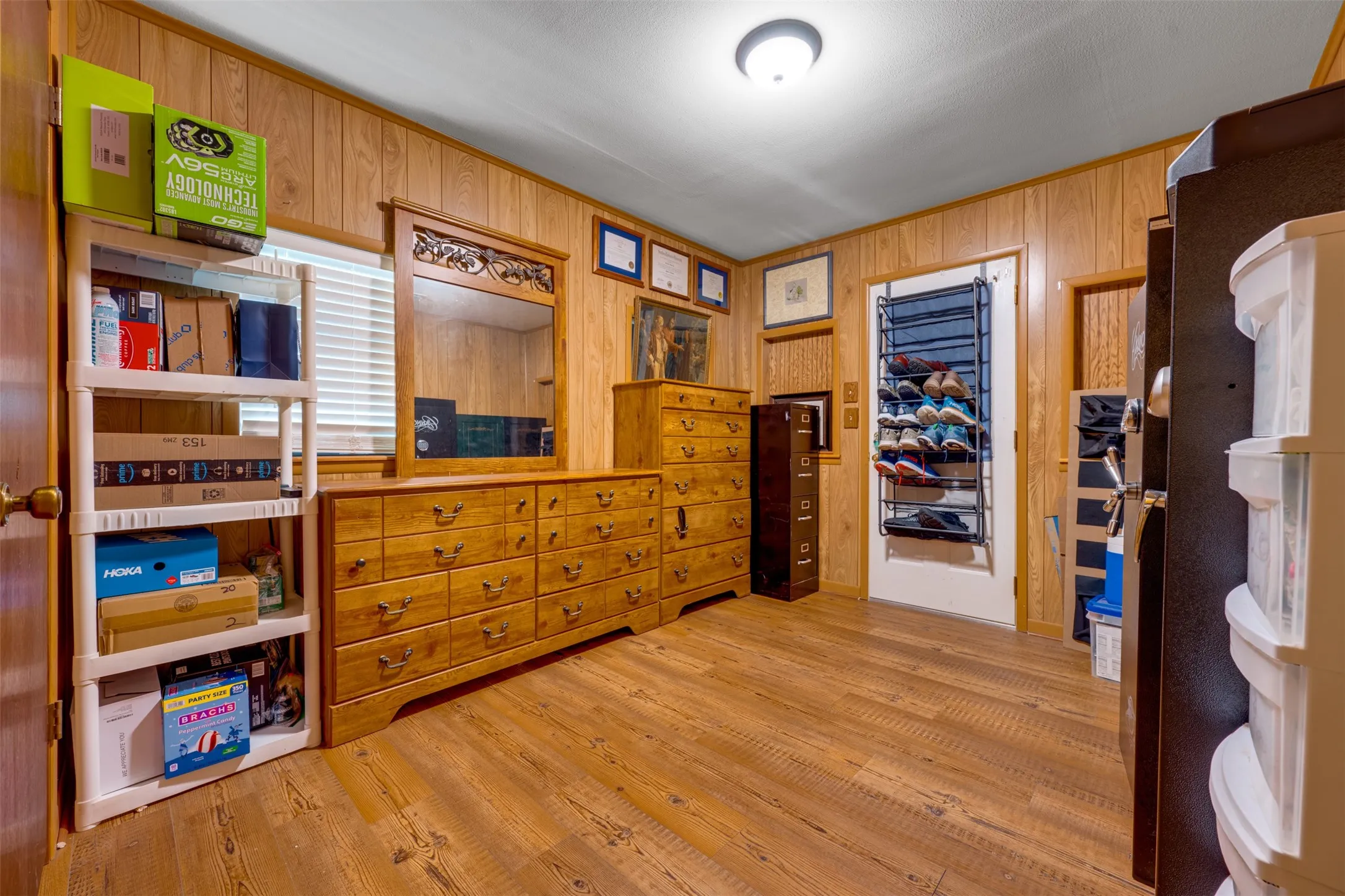 Single Family Residence For Sale in Anderson County , 20 Waco, Elkhart, Texas 75839, 2 Bedroom, 1 Bathroom, Garage spaces, 1,584 Sqft, built in 1990, mls#21266776, Real Estate Agent in Elkhart, Homes For Sale in Anderson county, Homes For Sale in Elkhart, Realtor in Elkhart Texas, Real Estate Brokerage Independent Realty Texas, Luminita Cordes Realtor