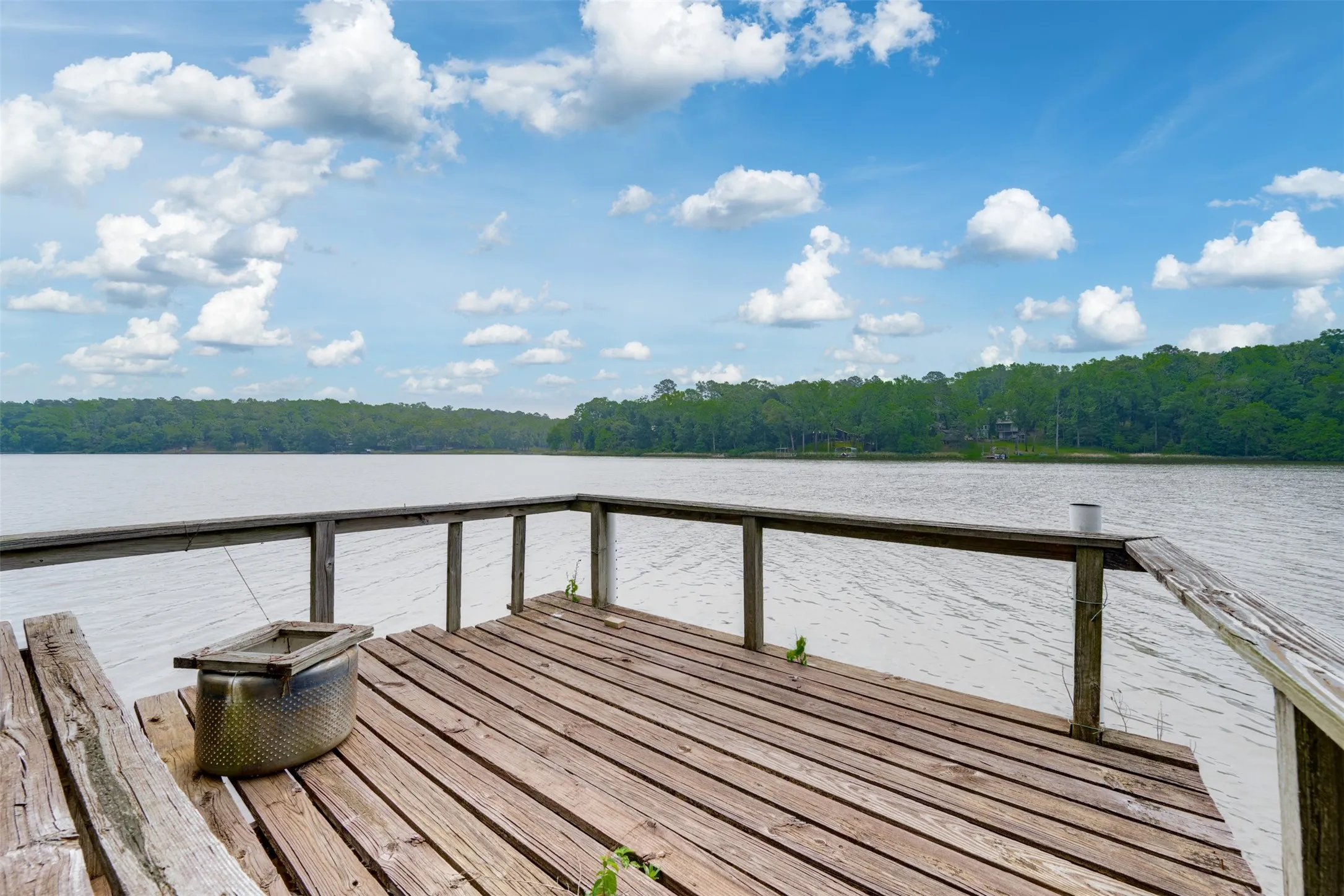 Single Family Residence For Sale in Anderson County , 20 Waco, Elkhart, Texas 75839, 2 Bedroom, 1 Bathroom, Garage spaces, 1,584 Sqft, built in 1990, mls#21266776, Real Estate Agent in Elkhart, Homes For Sale in Anderson county, Homes For Sale in Elkhart, Realtor in Elkhart Texas, Real Estate Brokerage Independent Realty Texas, Luminita Cordes Realtor