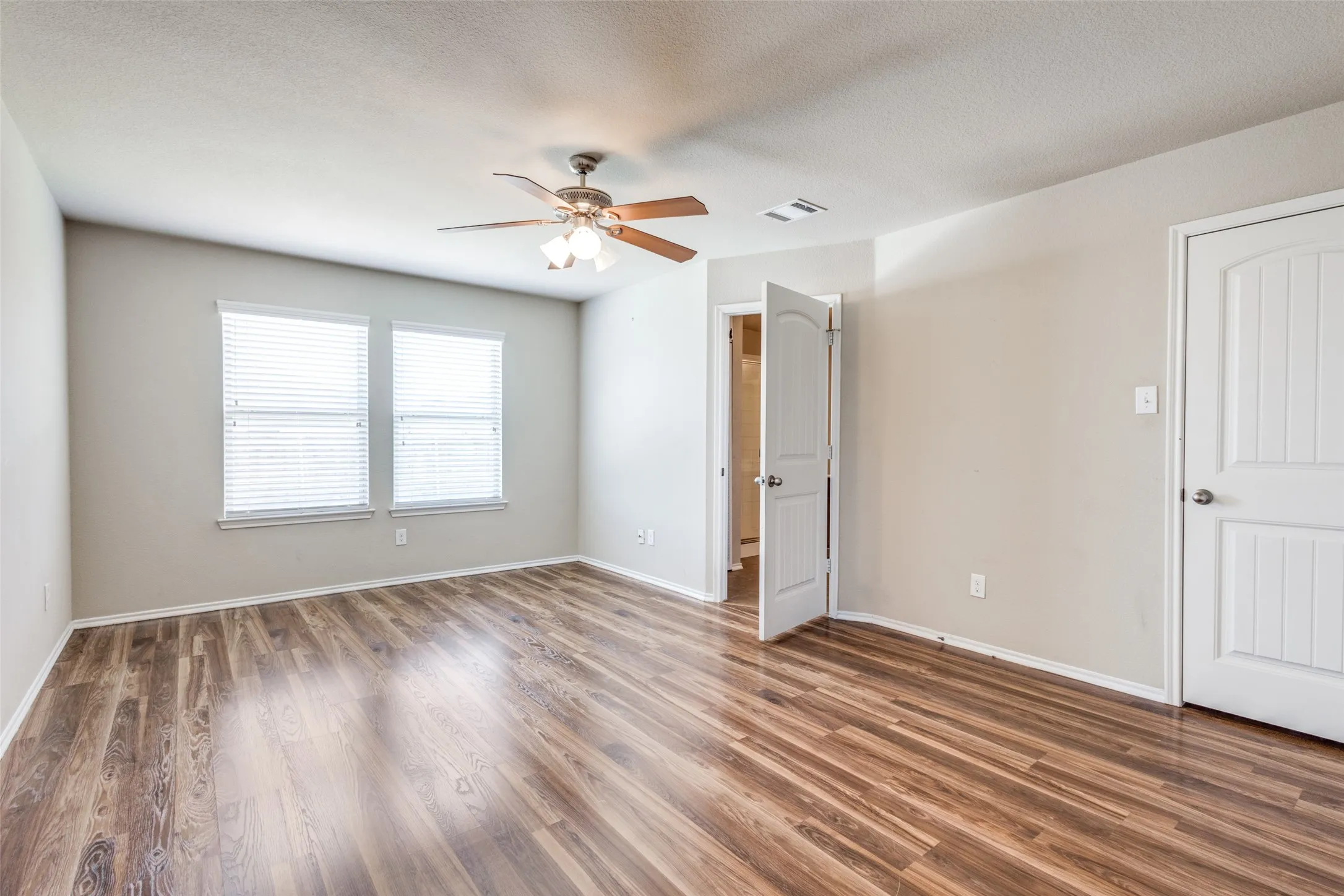 Single Family Residence For Rent in Collin County , 1101 Rainer Drive, Princeton, Texas 75407, 4 Bedroom, 2 Bathroom, 2 Garage spaces, 1,712 Sqft, built in 2014, mls#21266905, Real Estate Agent in Princeton, Homes For Rent in Collin county, Homes For Rent in Princeton, Realtor in Princeton Texas, Real Estate Brokerage Independent Realty Texas, Luminita Cordes Realtor