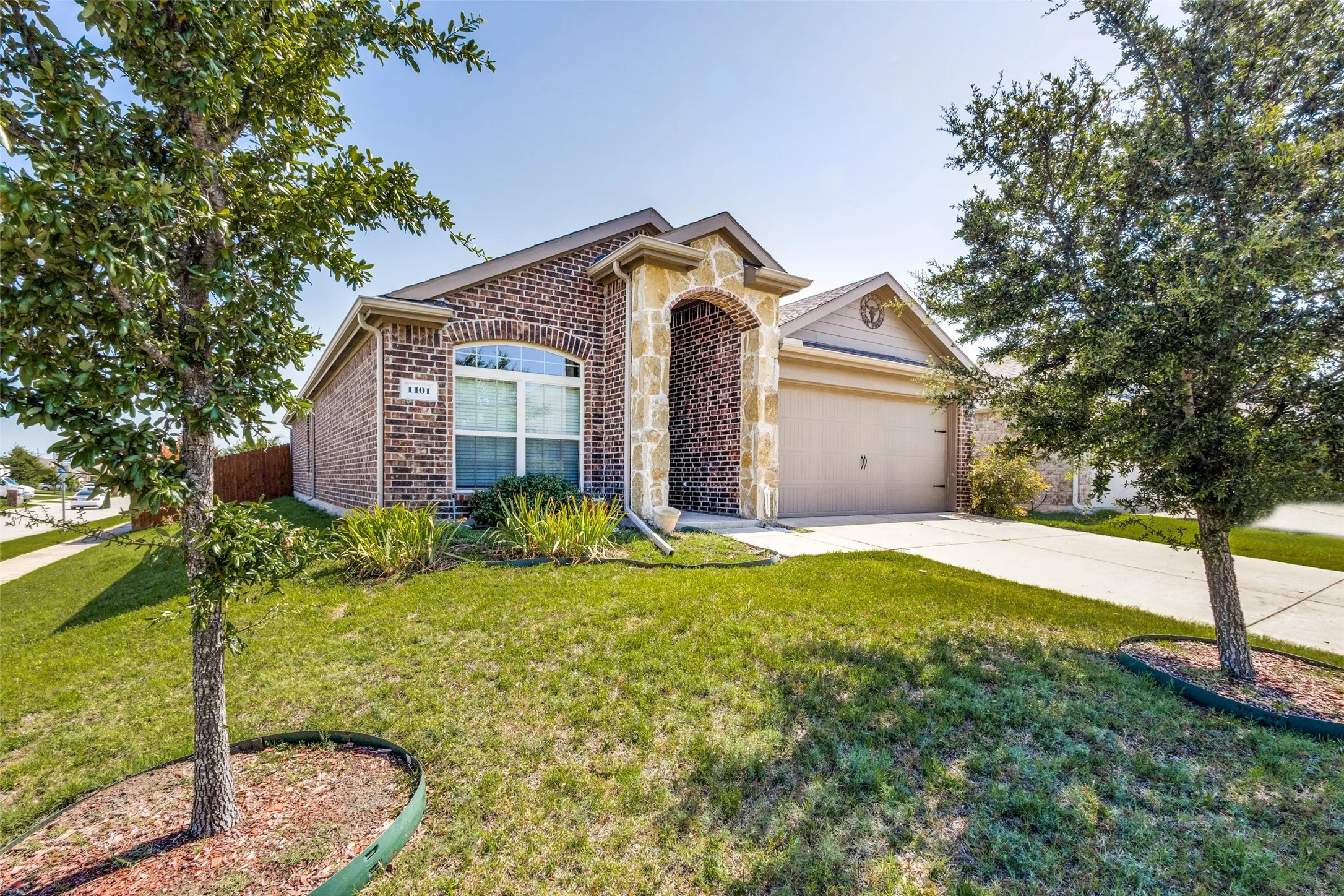 Single Family Residence For Rent in Collin County , 1101 Rainer Drive, Princeton, Texas 75407, 4 Bedroom, 2 Bathroom, 2 Garage spaces, 1,712 Sqft, built in 2014, mls#21266905, Real Estate Agent in Princeton, Homes For Rent in Collin county, Homes For Rent in Princeton, Realtor in Princeton Texas, Real Estate Brokerage Independent Realty Texas, Luminita Cordes Realtor