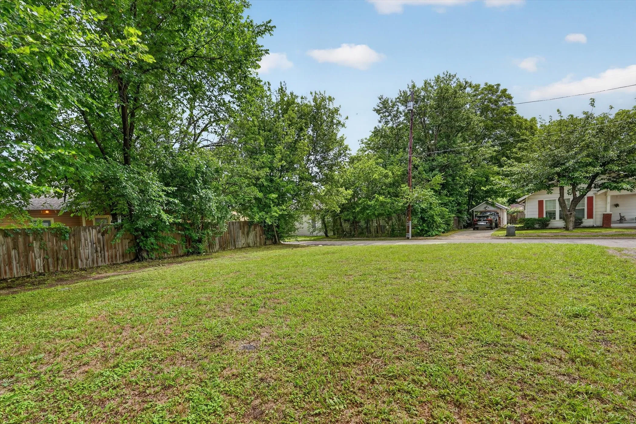 Unimproved Land For Sale in Hunt County , 1501 Maloney Street, Commerce, Texas 75428, 0, 0, Garage spaces, 0 Sqft, built in 0, Price $25,000, mls#21266887, Real Estate Agent in Commerce, Homes For Sale in Hunt county, Homes For Sale in Commerce, Realtor in Commerce Texas, Real Estate Brokerage Independent Realty Texas, Luminita Cordes Realtor