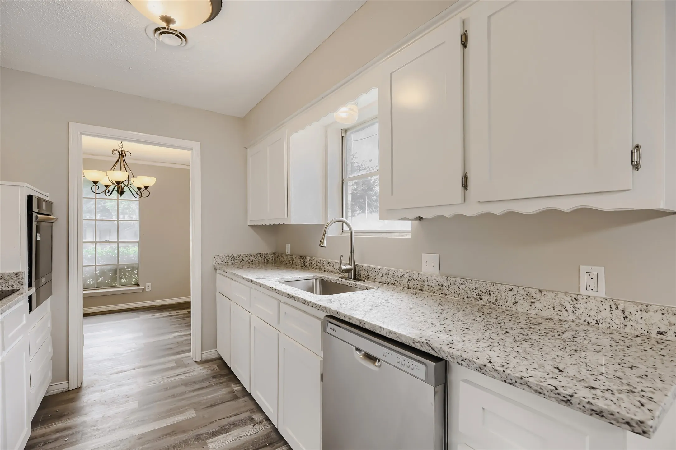 Single Family Residence For Sale in Dallas County , 829 Poinsettia Drive, Lancaster, Texas 75146, 3 Bedroom, 2 Bathroom, 2 Garage spaces, 1,605 Sqft, built in 1966, mls#21167931, Real Estate Agent in Lancaster, Homes For Sale in Dallas county, Homes For Sale in Lancaster, Realtor in Lancaster Texas, Real Estate Brokerage Independent Realty Texas, Luminita Cordes Realtor