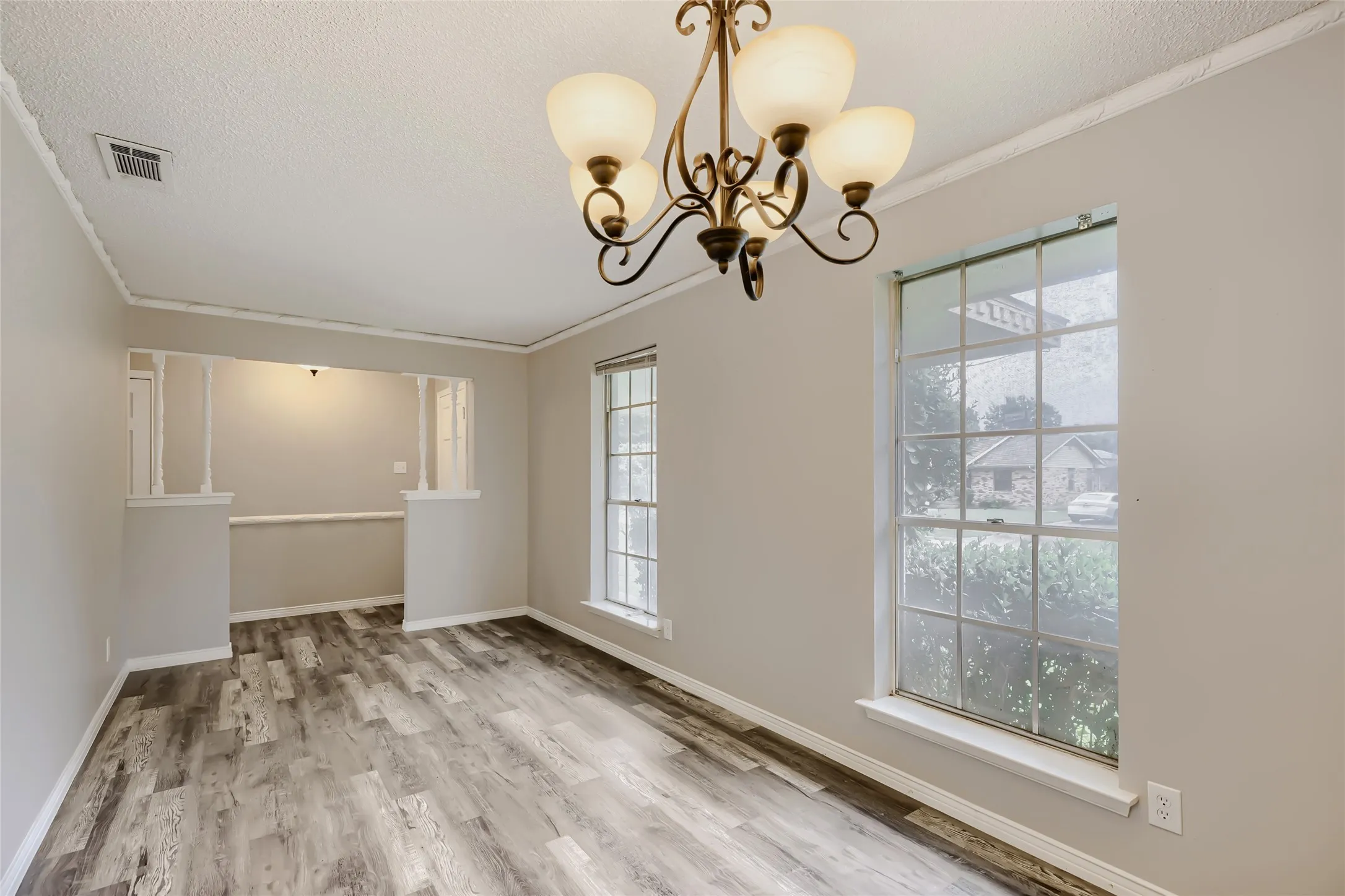 Single Family Residence For Sale in Dallas County , 829 Poinsettia Drive, Lancaster, Texas 75146, 3 Bedroom, 2 Bathroom, 2 Garage spaces, 1,605 Sqft, built in 1966, mls#21167931, Real Estate Agent in Lancaster, Homes For Sale in Dallas county, Homes For Sale in Lancaster, Realtor in Lancaster Texas, Real Estate Brokerage Independent Realty Texas, Luminita Cordes Realtor