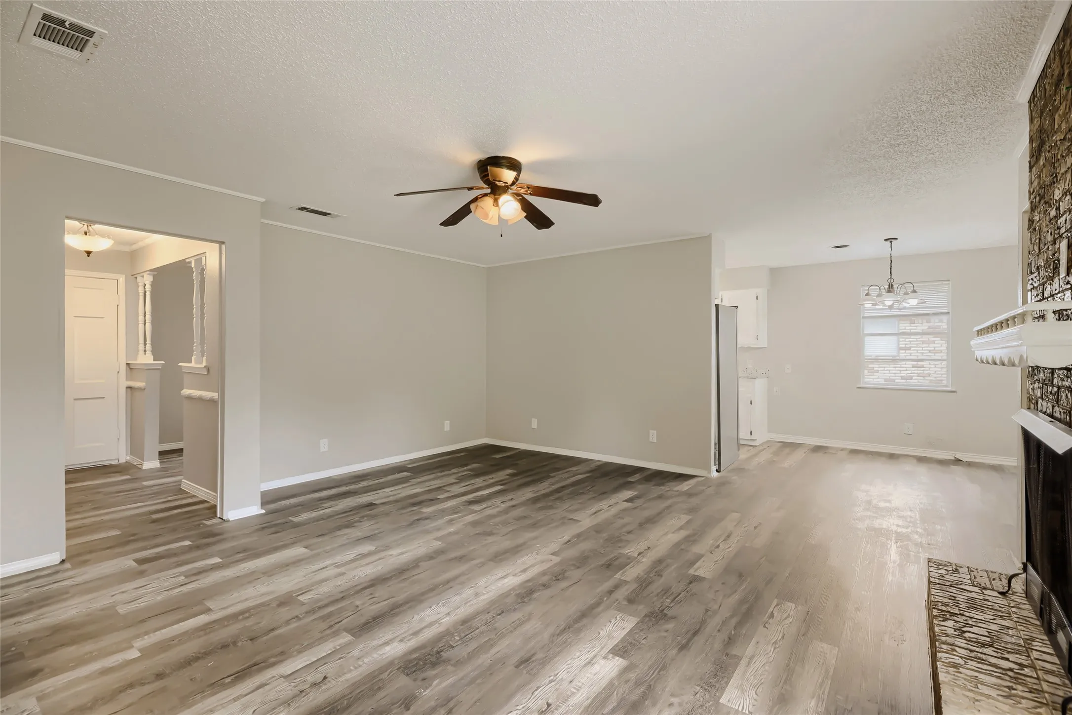 Single Family Residence For Sale in Dallas County , 829 Poinsettia Drive, Lancaster, Texas 75146, 3 Bedroom, 2 Bathroom, 2 Garage spaces, 1,605 Sqft, built in 1966, mls#21167931, Real Estate Agent in Lancaster, Homes For Sale in Dallas county, Homes For Sale in Lancaster, Realtor in Lancaster Texas, Real Estate Brokerage Independent Realty Texas, Luminita Cordes Realtor