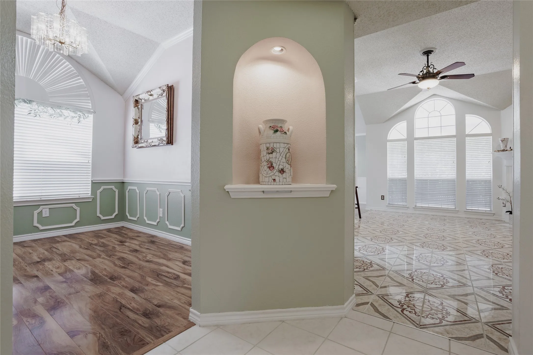 Single Family Residence For Sale in Collin County , 7115 Oaklawn, Sachse, Texas 75048, 4 Bedroom, 2 Bathroom, 2 Garage spaces, 2,018 Sqft, built in 1996, mls#21266792, Real Estate Agent in Sachse, Homes For Sale in Collin county, Homes For Sale in Sachse, Realtor in Sachse Texas, Real Estate Brokerage Independent Realty Texas, Luminita Cordes Realtor