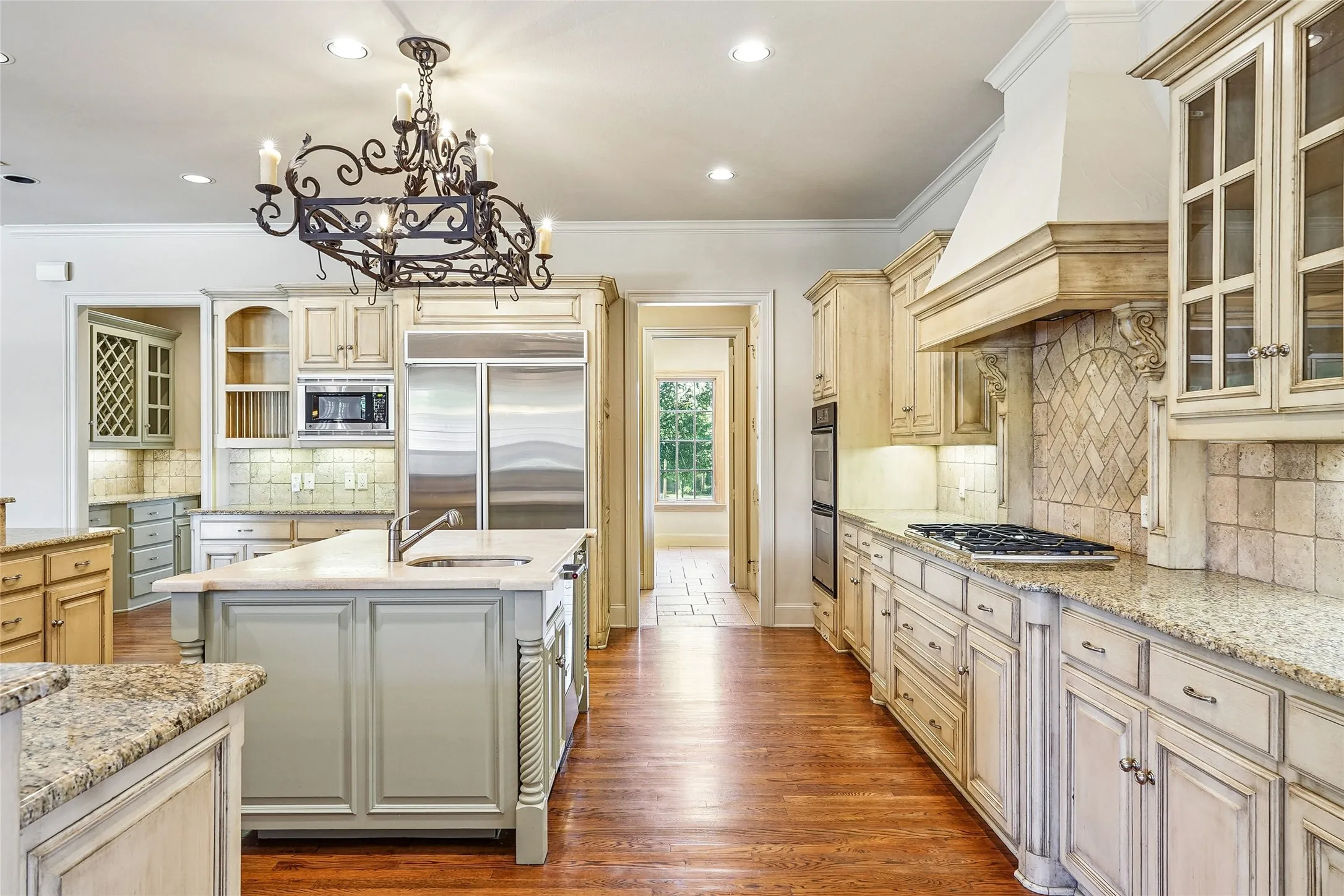 Single Family Residence For Sale in Denton County , 3112 Belmont Street, Denton, Texas 76210, 5 Bedroom, 4 Bathroom, 3 Garage spaces, 5,866 Sqft, built in 2002, mls#21256216, Real Estate Agent in Denton, Homes For Sale in Denton county, Homes For Sale in Denton, Realtor in Denton Texas, Real Estate Brokerage Independent Realty Texas, Luminita Cordes Realtor