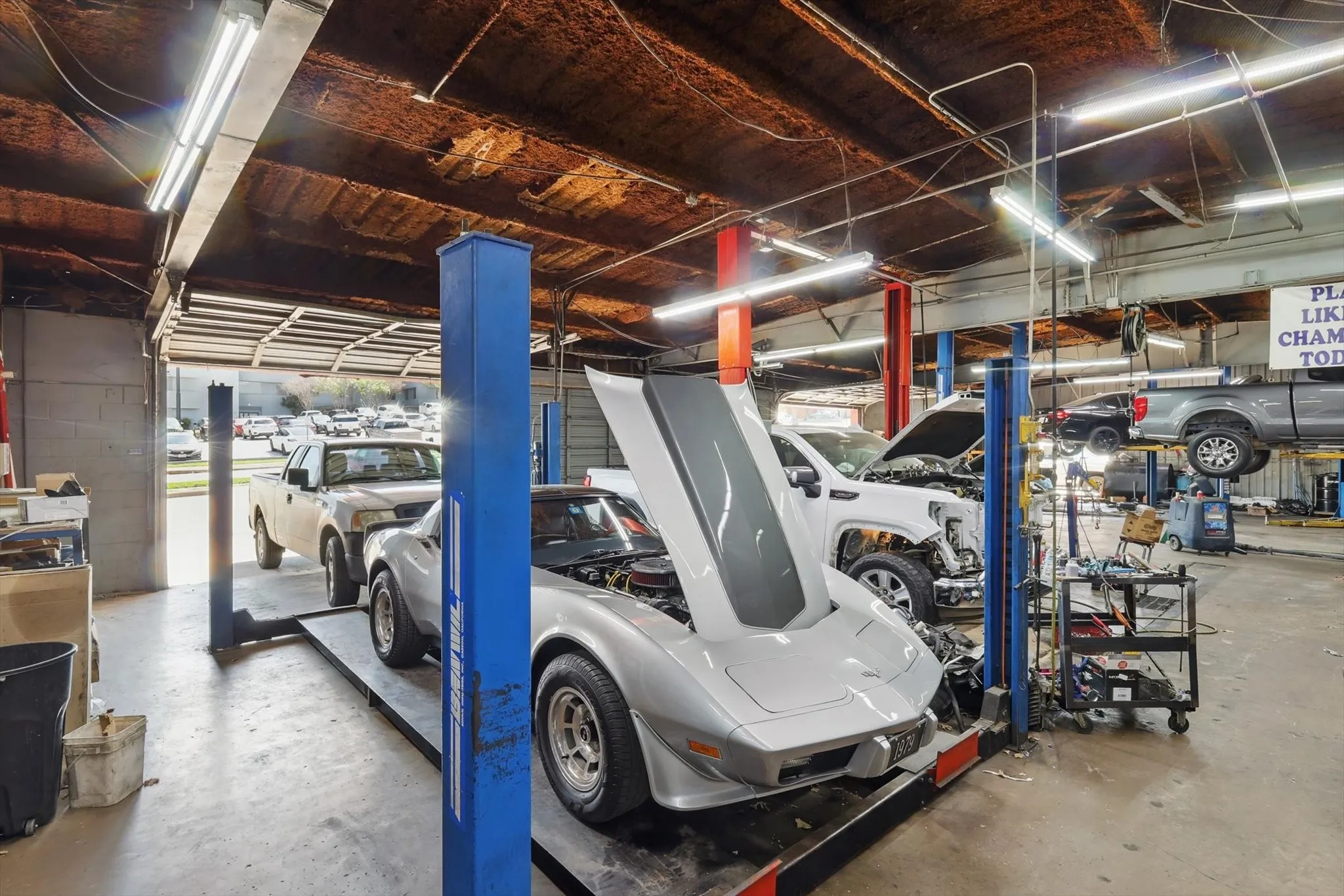 Business For Sale in Tarrant County , 318 S Industrial Boulevard, Euless, Texas 76040, 0, 0, Garage spaces, 0 Sqft, built in 1974, Price $1,375,000, mls#21267001, Real Estate Agent in Euless, Homes For Sale in Tarrant county, Homes For Sale in Euless, Realtor in Euless Texas, Real Estate Brokerage Independent Realty Texas, Luminita Cordes Realtor