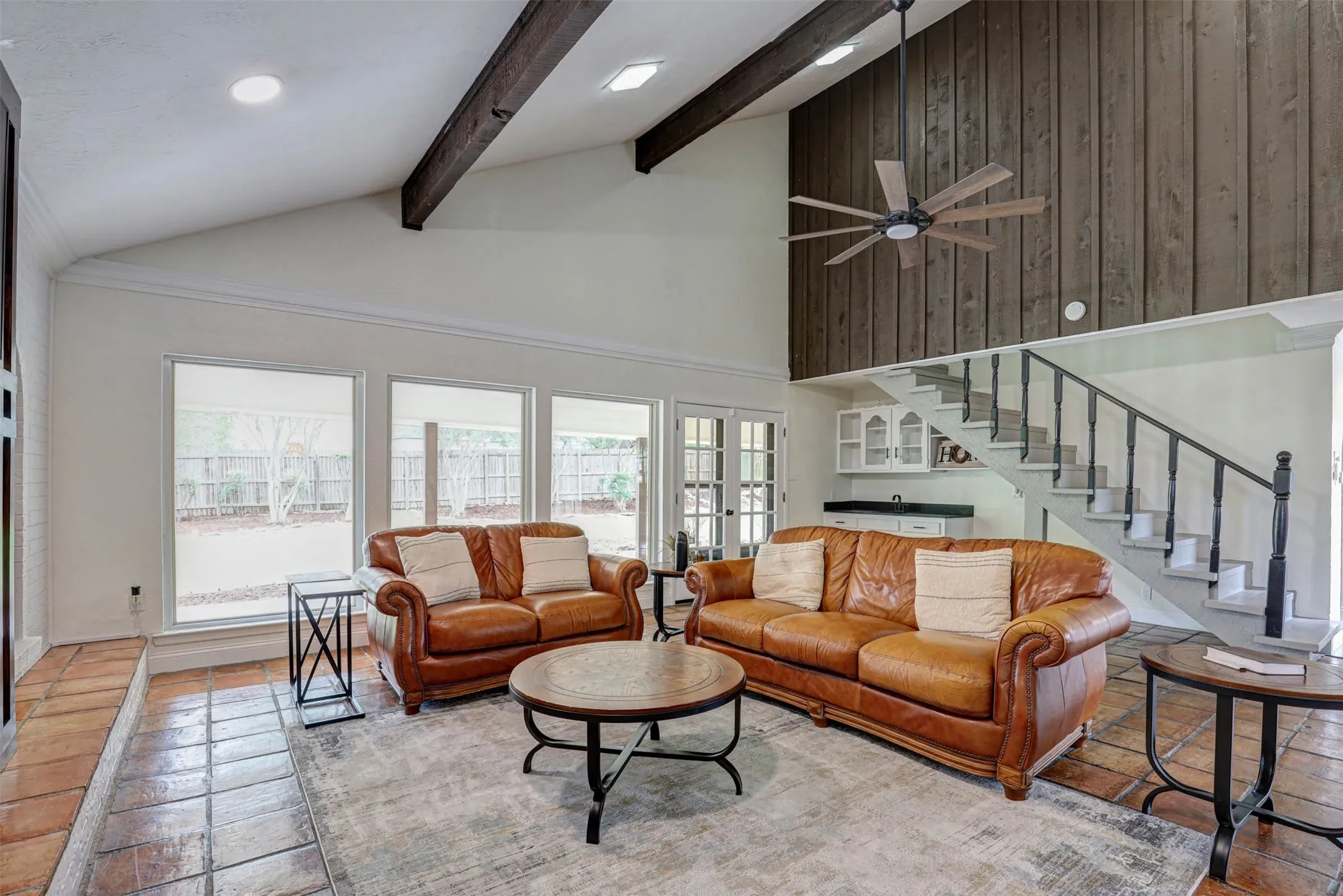 Single Family Residence For Sale in Tarrant County , 7716 Incline Terrace, Fort Worth, Texas 76179, 4 Bedroom, 3 Bathroom, 2 Garage spaces, 2,715 Sqft, built in 1973, mls#21243722, Real Estate Agent in Fort Worth, Homes For Sale in Tarrant county, Homes For Sale in Fort Worth, Realtor in Fort Worth Texas, Real Estate Brokerage Independent Realty Texas, Luminita Cordes Realtor