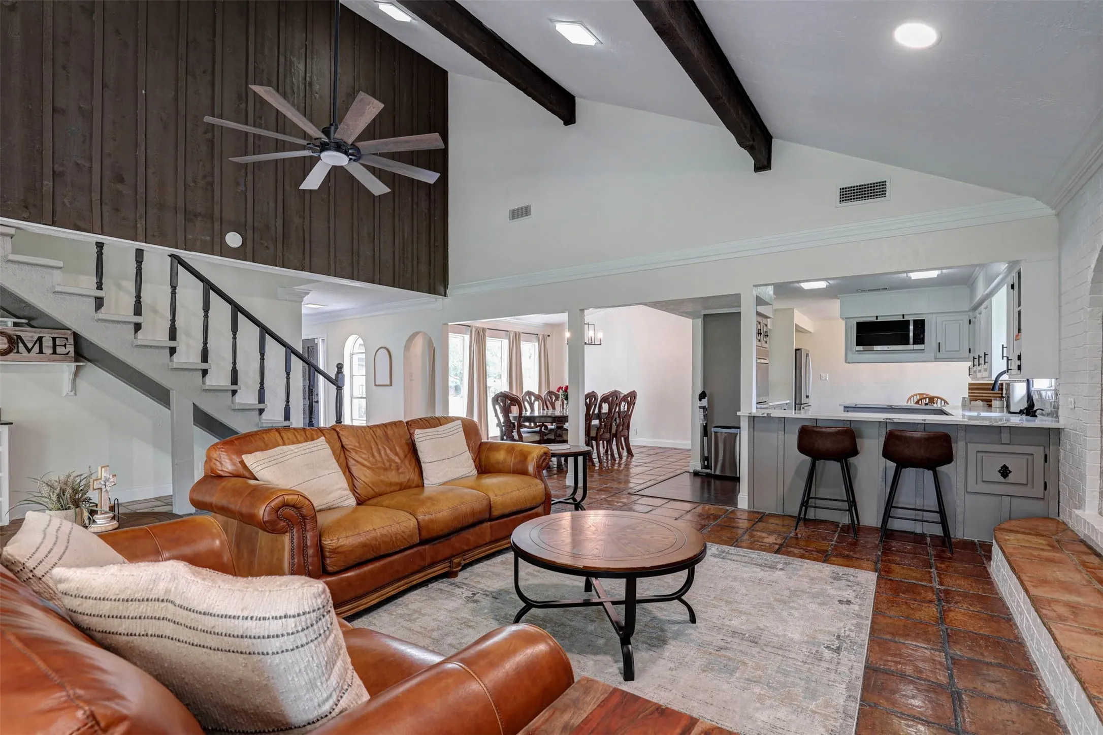 Single Family Residence For Sale in Tarrant County , 7716 Incline Terrace, Fort Worth, Texas 76179, 4 Bedroom, 3 Bathroom, 2 Garage spaces, 2,715 Sqft, built in 1973, mls#21243722, Real Estate Agent in Fort Worth, Homes For Sale in Tarrant county, Homes For Sale in Fort Worth, Realtor in Fort Worth Texas, Real Estate Brokerage Independent Realty Texas, Luminita Cordes Realtor