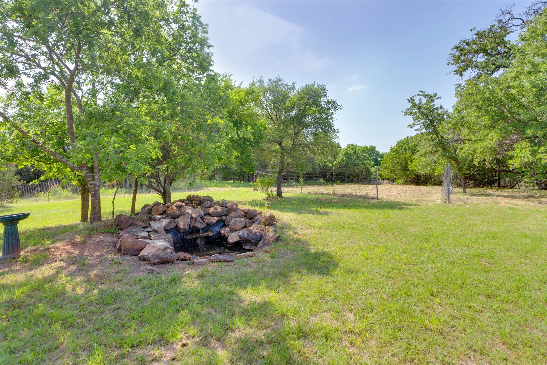 Single Family Residence For Sale in Parker County , 2700 Harwell Lake Road, Weatherford, Texas 76088, 4 Bedroom, 4 Bathroom, 3 Garage spaces, 2,804 Sqft, built in 2004, mls#21265674, Real Estate Agent in Weatherford, Homes For Sale in Parker county, Homes For Sale in Weatherford, Realtor in Weatherford Texas, Real Estate Brokerage Independent Realty Texas, Luminita Cordes Realtor