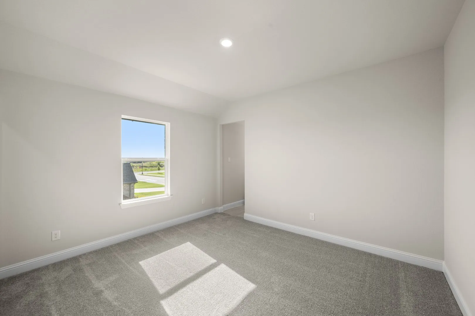 DFW-Coyote Crossing-Concept 3473-108 Prairie Wolf Court-Bedroom- Risewell Homes-3