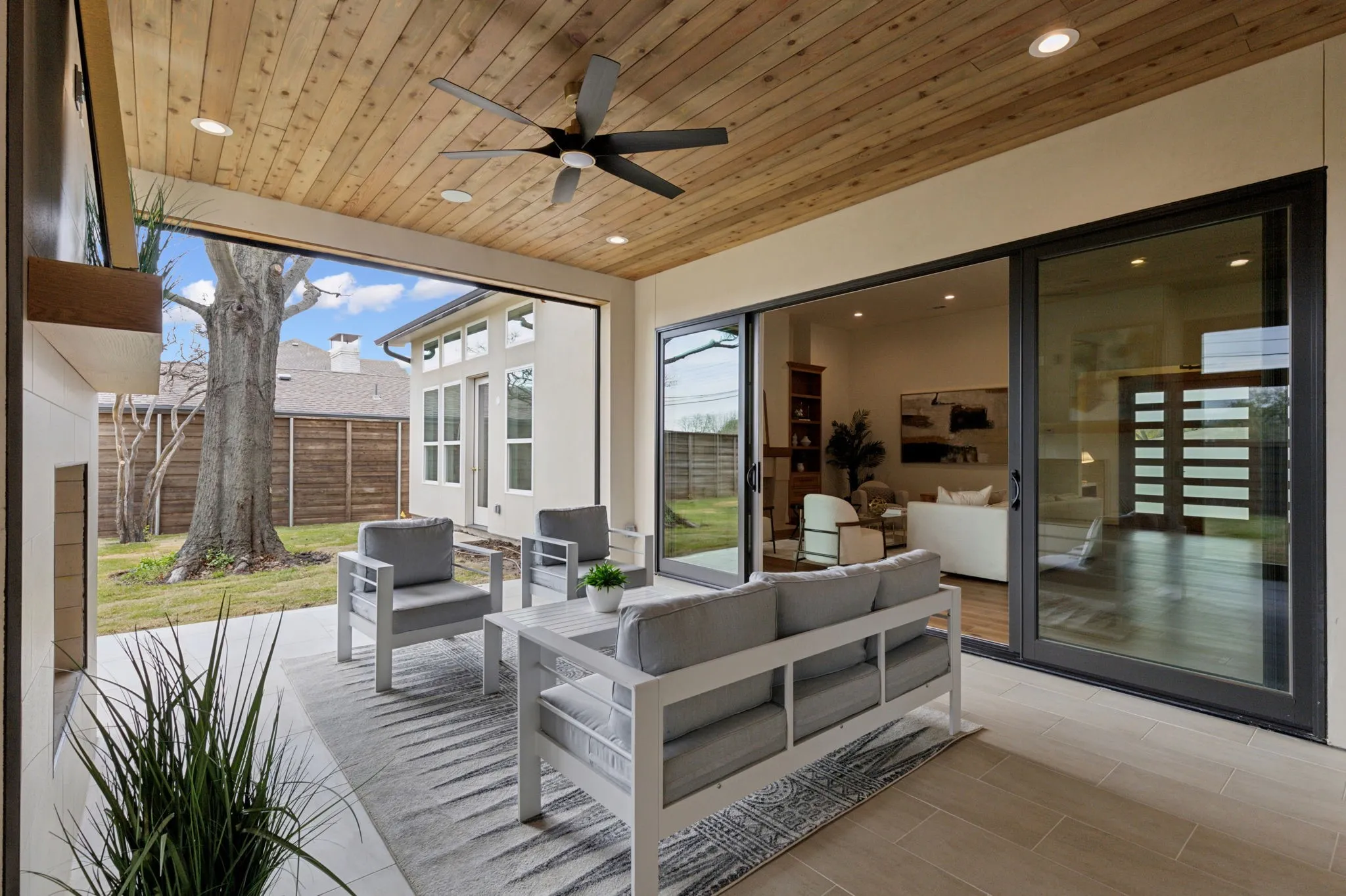 Single Family Residence For Sale in Dallas County , 10930 Beauty Lane, Dallas, Texas 75229, 5 Bedroom, 6 Bathroom, 2 Garage spaces, 4,114 Sqft, built in 2025, mls#21267111, Real Estate Agent in Dallas, Homes For Sale in Dallas county, Homes For Sale in Dallas, Realtor in Dallas Texas, Real Estate Brokerage Independent Realty Texas, Luminita Cordes Realtor