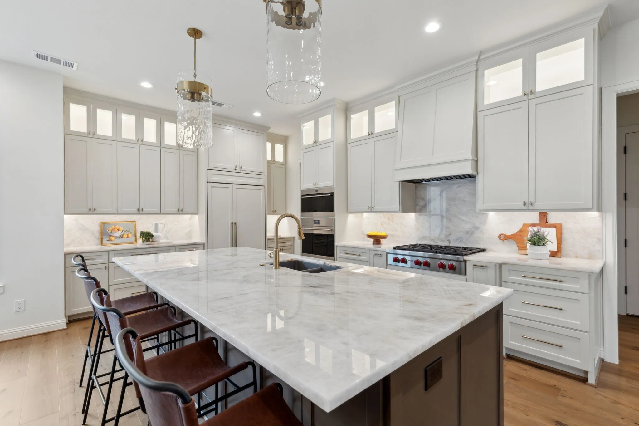 Single Family Residence For Sale in Dallas County , 10930 Beauty Lane, Dallas, Texas 75229, 5 Bedroom, 6 Bathroom, 2 Garage spaces, 4,114 Sqft, built in 2025, mls#21267111, Real Estate Agent in Dallas, Homes For Sale in Dallas county, Homes For Sale in Dallas, Realtor in Dallas Texas, Real Estate Brokerage Independent Realty Texas, Luminita Cordes Realtor