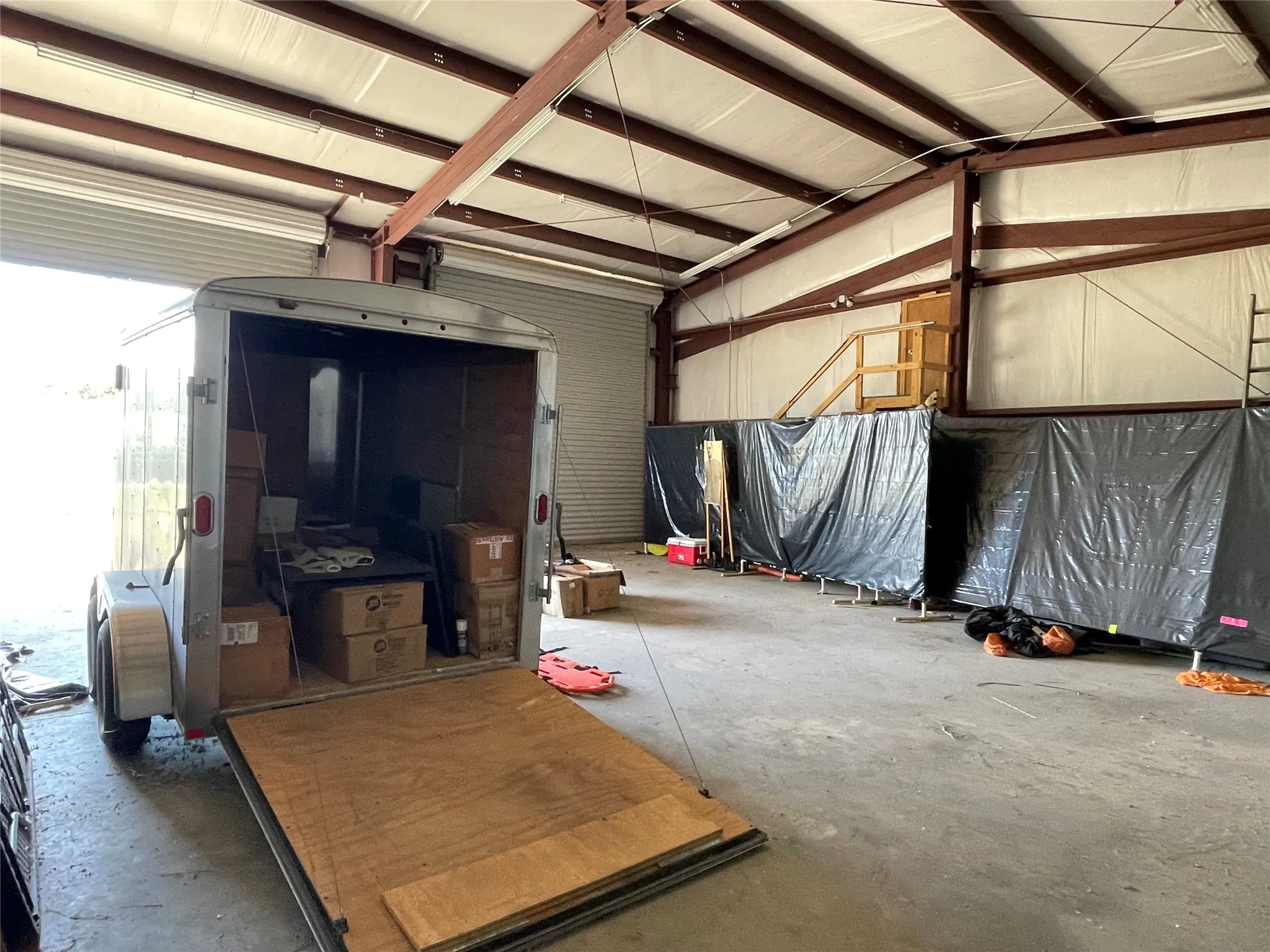 Office For Sale in Freestone County , 424 State Highway 75 S, Fairfield, Texas 75840, 0, 0, Garage spaces, 5,600 Sqft, built in 1970, Price $750,000, mls#21245883, Real Estate Agent in Fairfield, Homes For Sale in Freestone county, Homes For Sale in Fairfield, Realtor in Fairfield Texas, Real Estate Brokerage Independent Realty Texas, Luminita Cordes Realtor