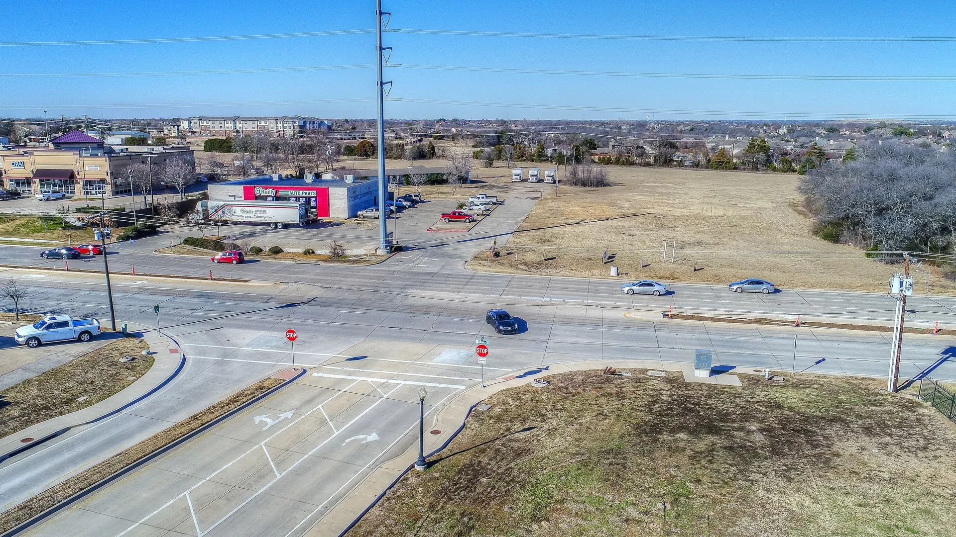 Excellent Visibility on Lakeview Pkwy-To the Right and behind