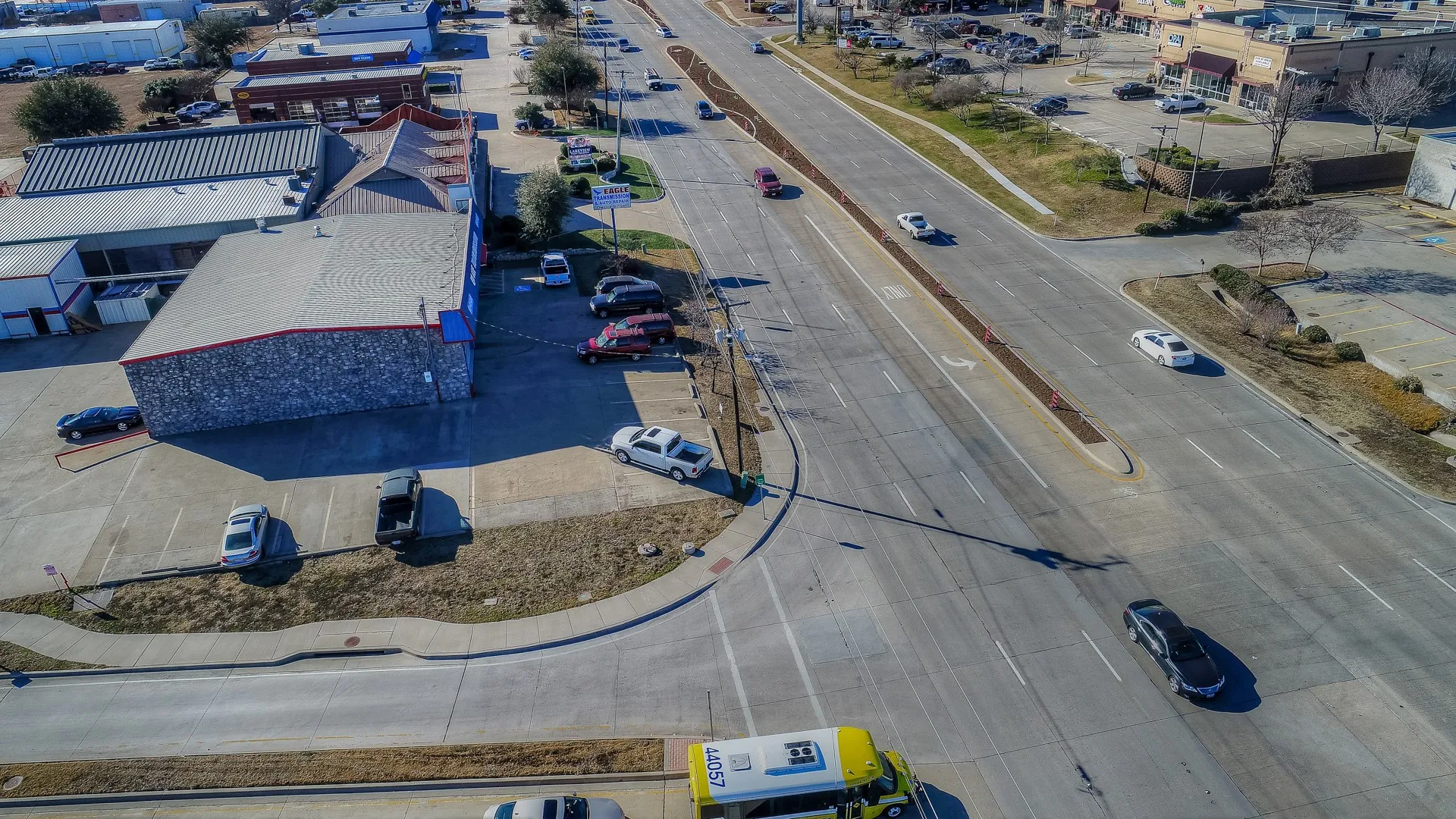 Intersection on Lakeview Pkwy
