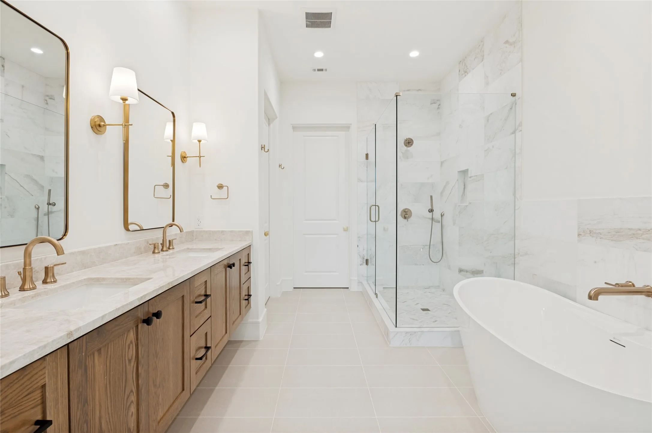 Condominium For Sale in Dallas County , 350 N O Connor Ridge Boulevard 21, Irving, Texas 75038, 4 Bedroom, 3 Bathroom, 3 Garage spaces, 2,767 Sqft, built in 2026, mls#21266278, Real Estate Agent in Irving, Homes For Sale in Dallas county, Homes For Sale in Irving, Realtor in Irving Texas, Real Estate Brokerage Independent Realty Texas, Luminita Cordes Realtor