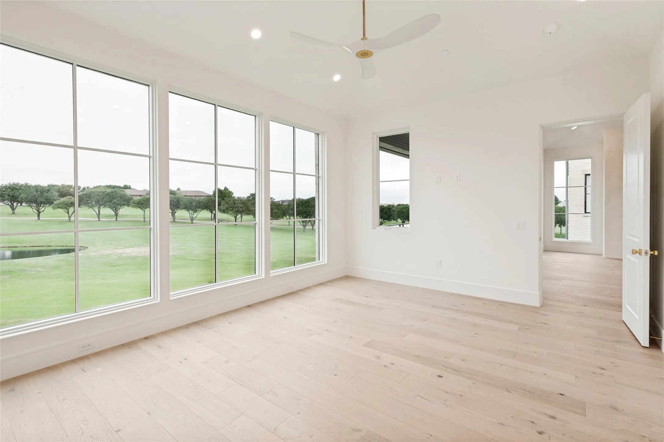 Condominium For Sale in Dallas County , 350 N O Connor Ridge Boulevard 21, Irving, Texas 75038, 4 Bedroom, 3 Bathroom, 3 Garage spaces, 2,767 Sqft, built in 2026, mls#21266278, Real Estate Agent in Irving, Homes For Sale in Dallas county, Homes For Sale in Irving, Realtor in Irving Texas, Real Estate Brokerage Independent Realty Texas, Luminita Cordes Realtor