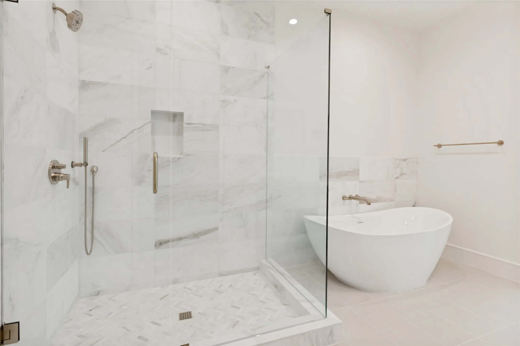 Condominium For Sale in Dallas County , 350 N O Connor Ridge Boulevard 21, Irving, Texas 75038, 4 Bedroom, 3 Bathroom, 3 Garage spaces, 2,767 Sqft, built in 2026, mls#21266278, Real Estate Agent in Irving, Homes For Sale in Dallas county, Homes For Sale in Irving, Realtor in Irving Texas, Real Estate Brokerage Independent Realty Texas, Luminita Cordes Realtor