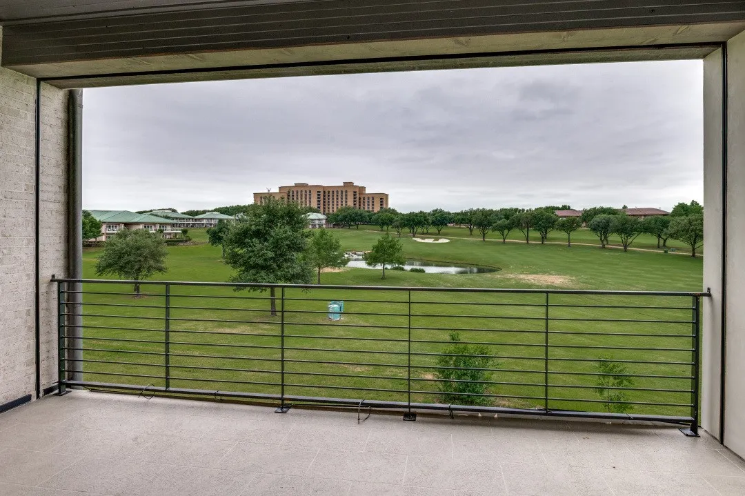 #21 is the premier penthouse location facing the Ritz Carlton