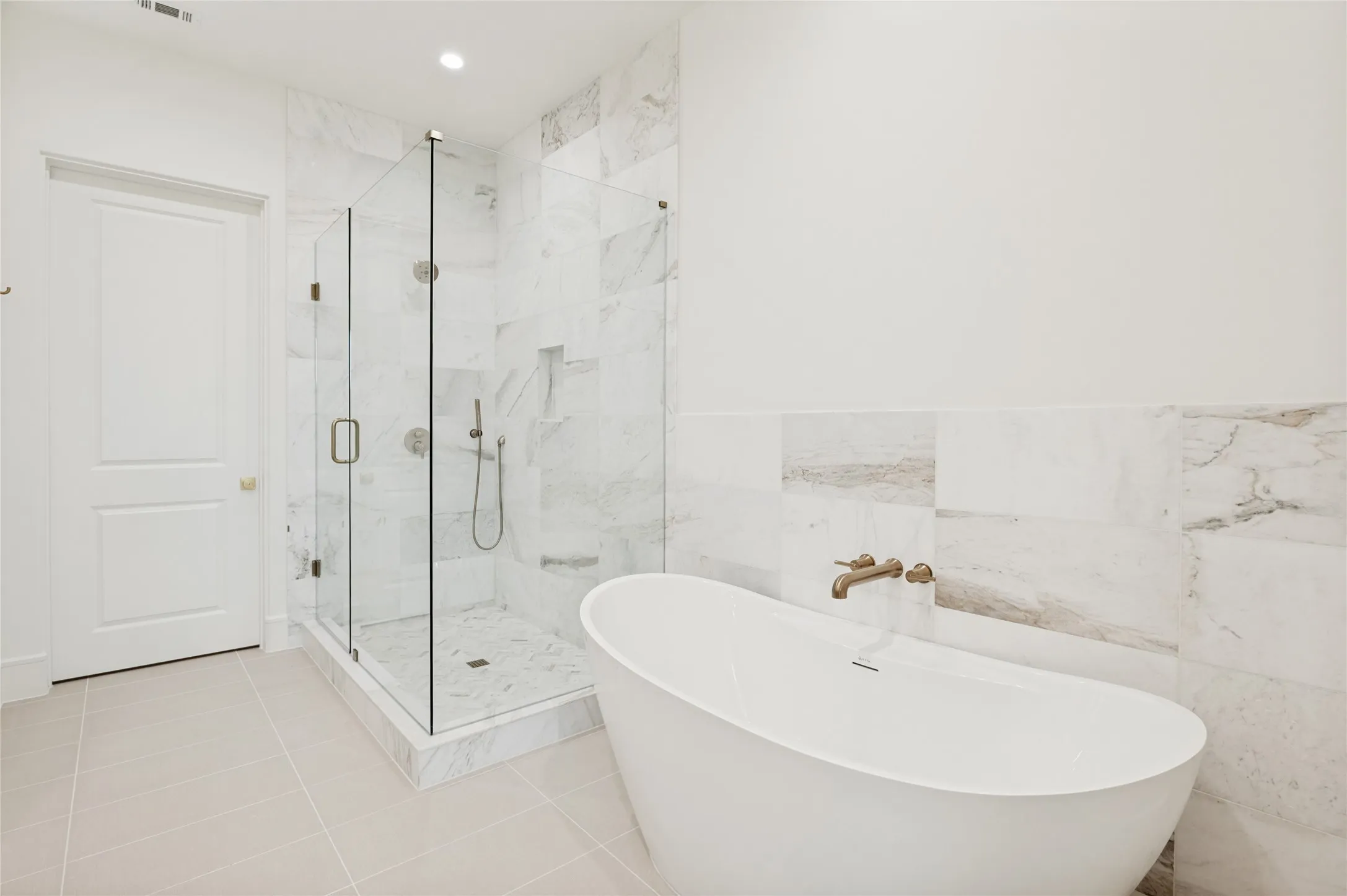 Condominium For Sale in Dallas County , 350 N O Connor Ridge Boulevard 21, Irving, Texas 75038, 4 Bedroom, 3 Bathroom, 3 Garage spaces, 2,767 Sqft, built in 2026, mls#21266278, Real Estate Agent in Irving, Homes For Sale in Dallas county, Homes For Sale in Irving, Realtor in Irving Texas, Real Estate Brokerage Independent Realty Texas, Luminita Cordes Realtor
