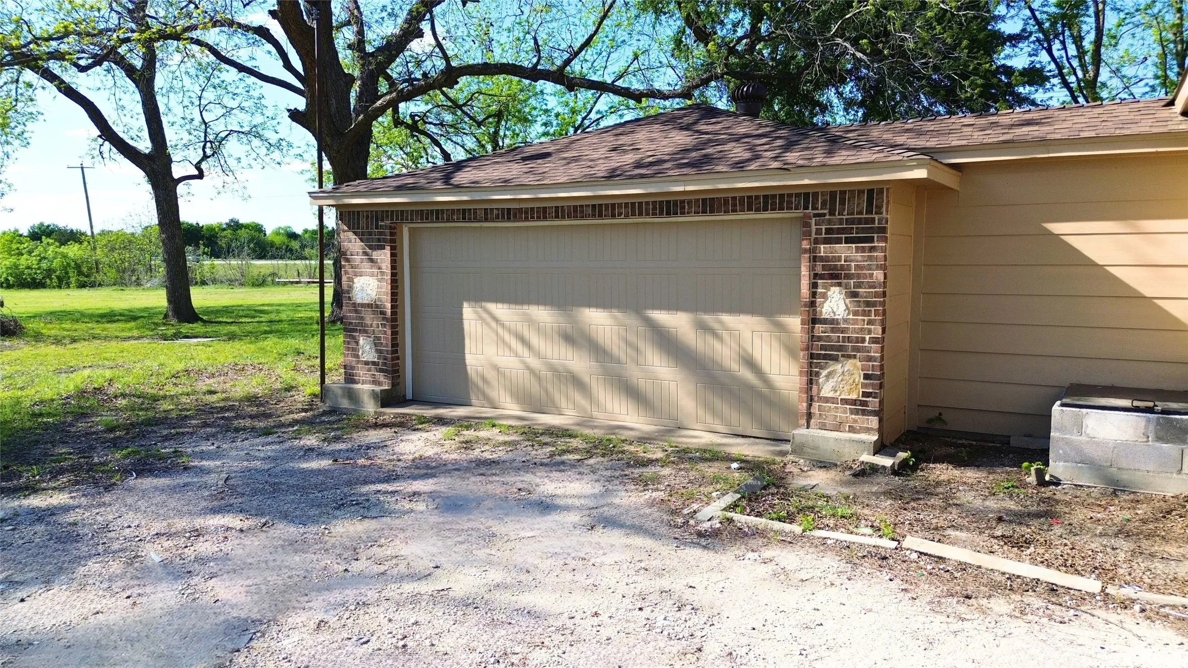 Improved Land For Sale in Dallas County , 1542 W Reindeer, Lancaster, Texas 75146, 0, 0, Garage spaces, 0 Sqft, built in 0, mls#21263015, Real Estate Agent in Lancaster, Homes For Sale in Dallas county, Homes For Sale in Lancaster, Realtor in Lancaster Texas, Real Estate Brokerage Independent Realty Texas, Luminita Cordes Realtor
