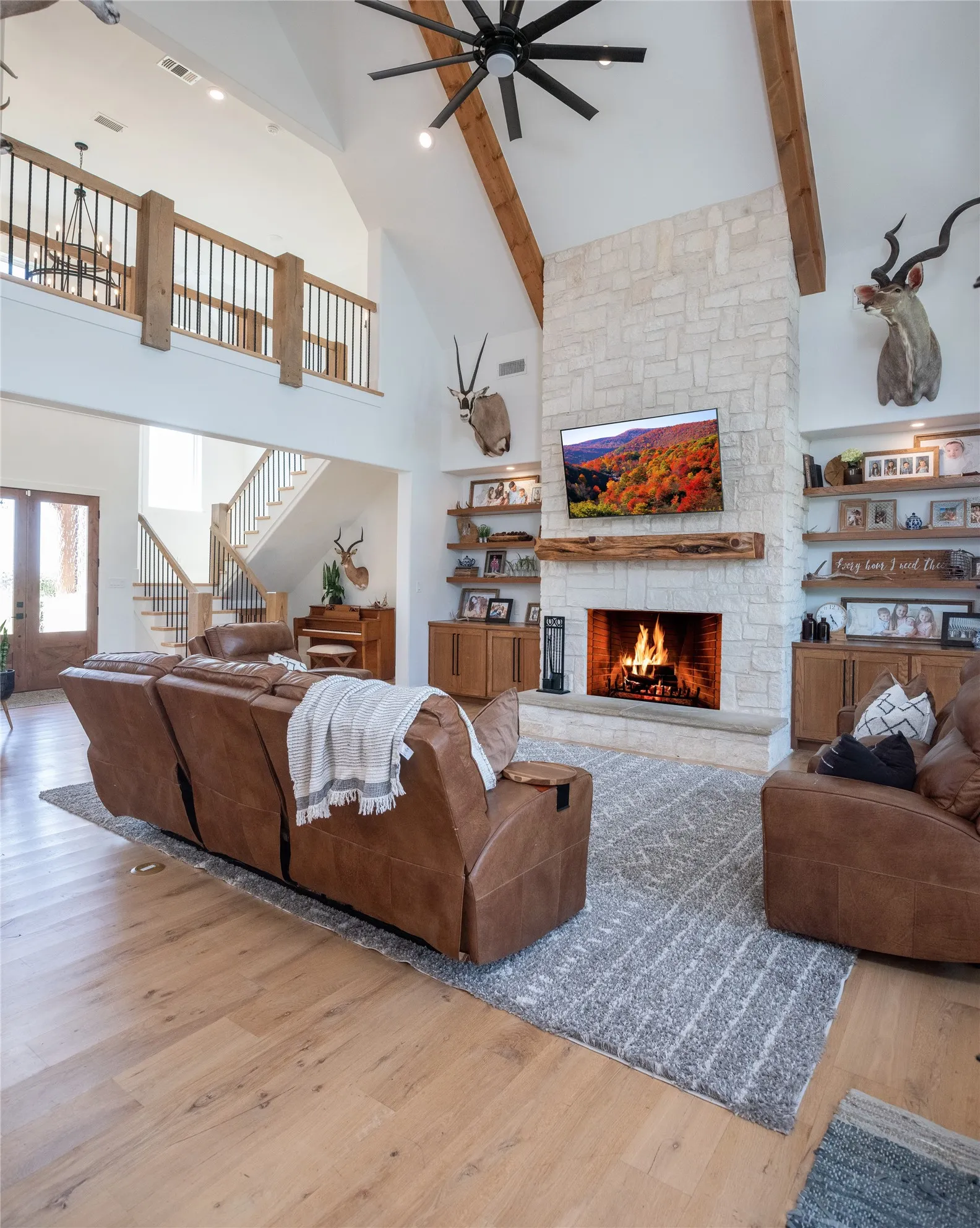 Single Family Residence For Sale in Collin County , 2900 Deer Run Trail, Farmersville, Texas 75442, 5 Bedroom, 4 Bathroom, 6 Garage spaces, 5,692 Sqft, built in 2023, mls#21232802, Real Estate Agent in Farmersville, Homes For Sale in Collin county, Homes For Sale in Farmersville, Realtor in Farmersville Texas, Real Estate Brokerage Independent Realty Texas, Luminita Cordes Realtor