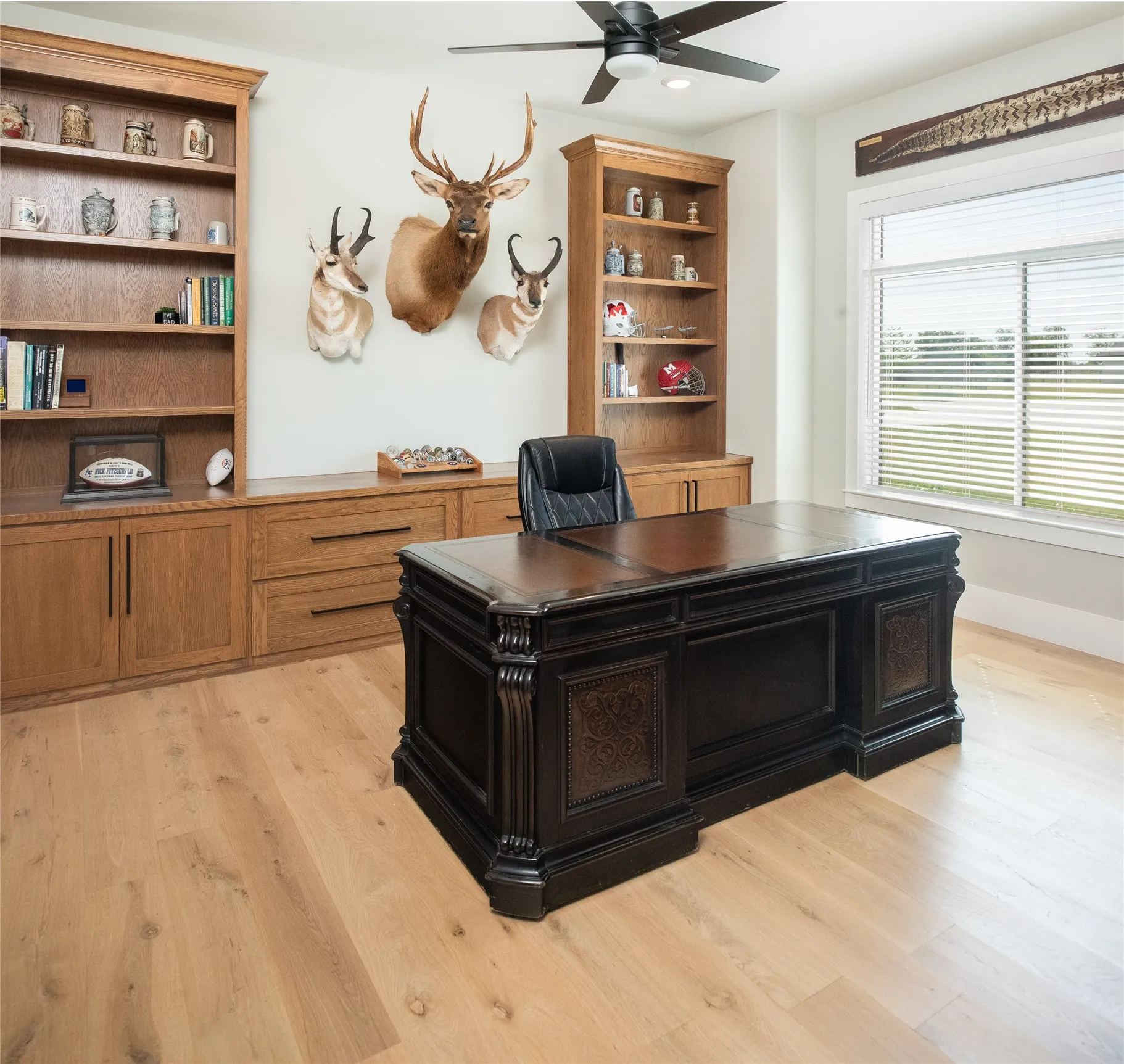 Single Family Residence For Sale in Collin County , 2900 Deer Run Trail, Farmersville, Texas 75442, 5 Bedroom, 4 Bathroom, 6 Garage spaces, 5,692 Sqft, built in 2023, mls#21232802, Real Estate Agent in Farmersville, Homes For Sale in Collin county, Homes For Sale in Farmersville, Realtor in Farmersville Texas, Real Estate Brokerage Independent Realty Texas, Luminita Cordes Realtor